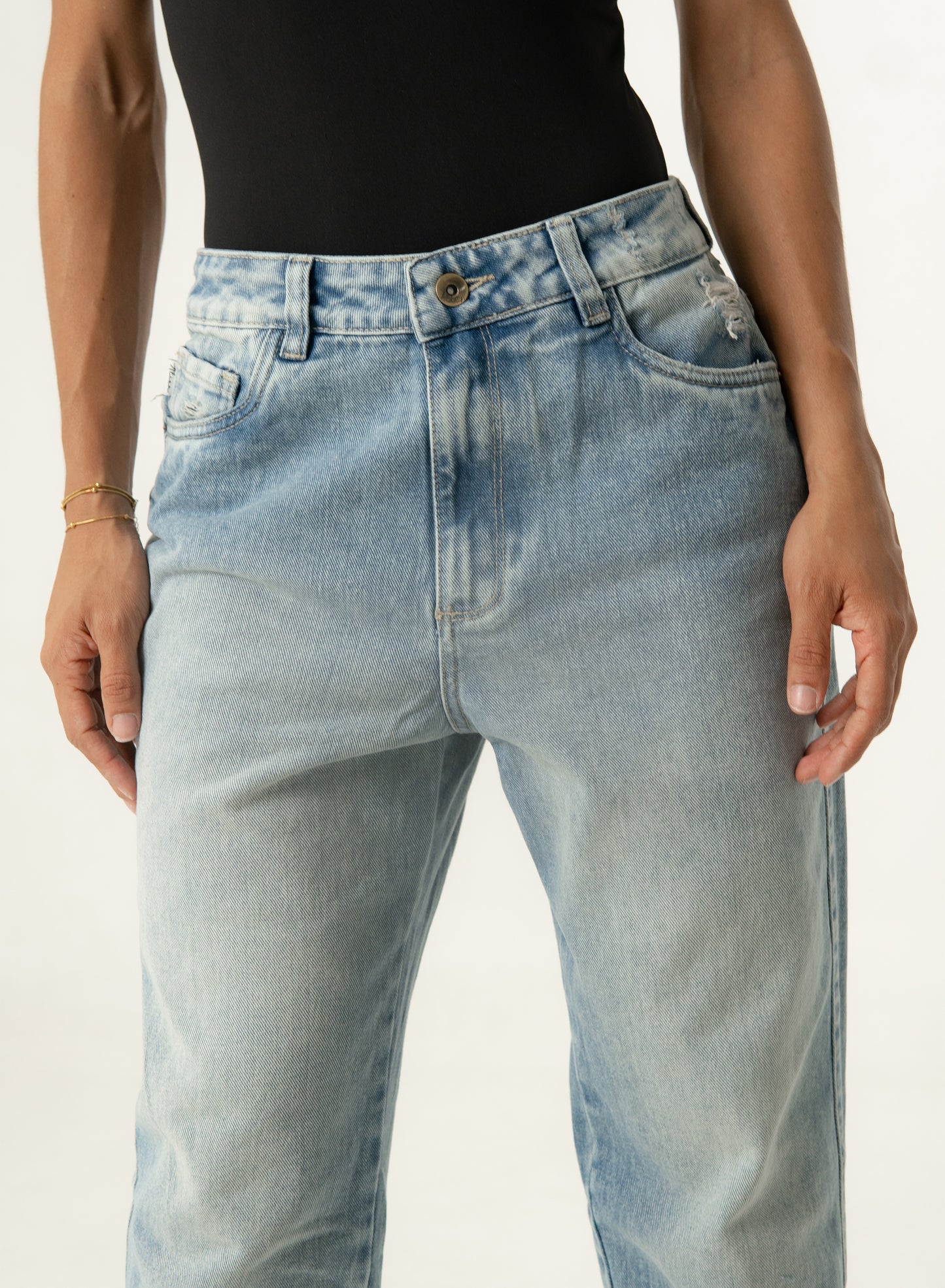 Women's Low Rise Boyfriend Jeans