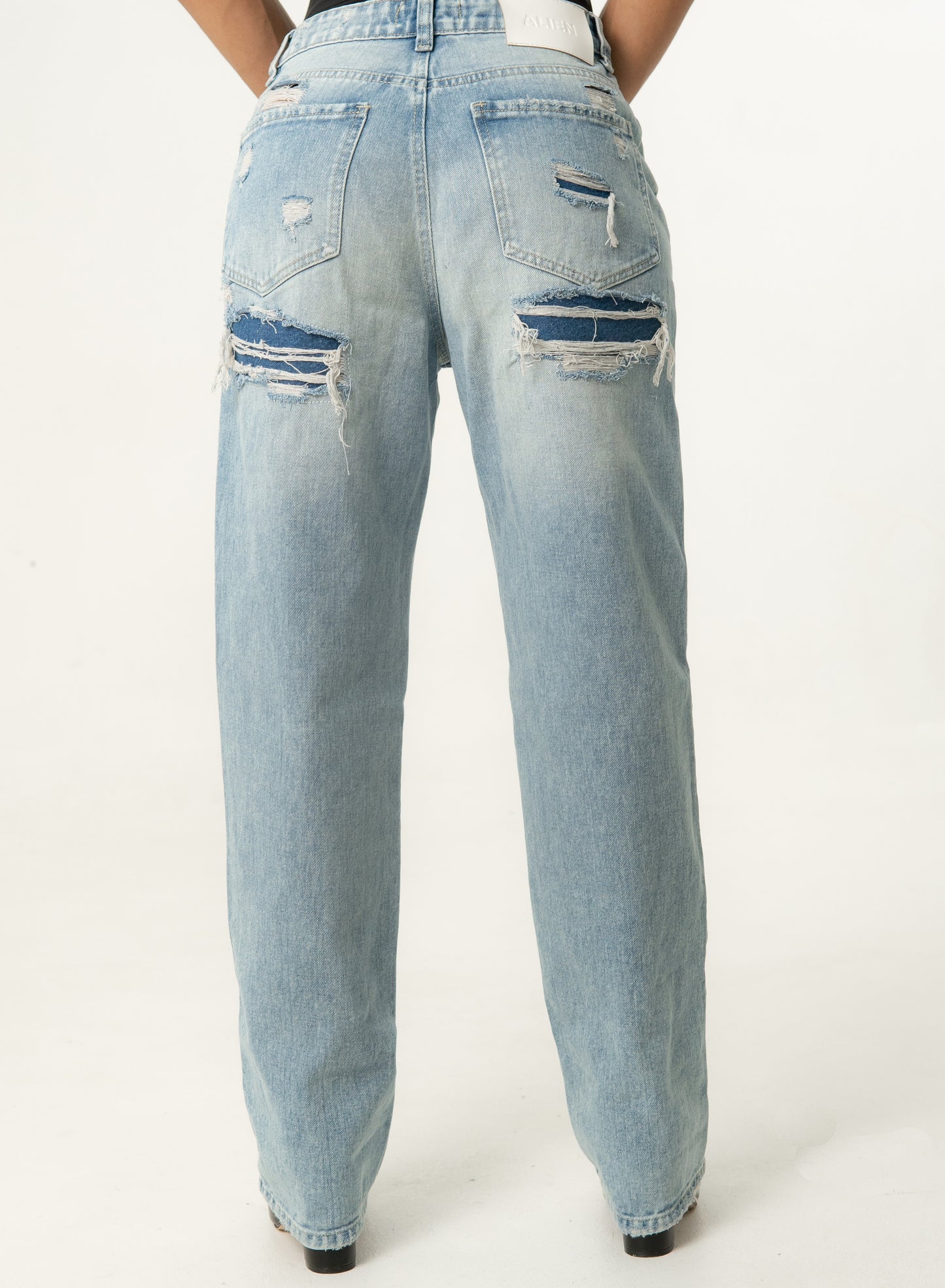 Women's Low Rise Ripped Boyfriend Jeans