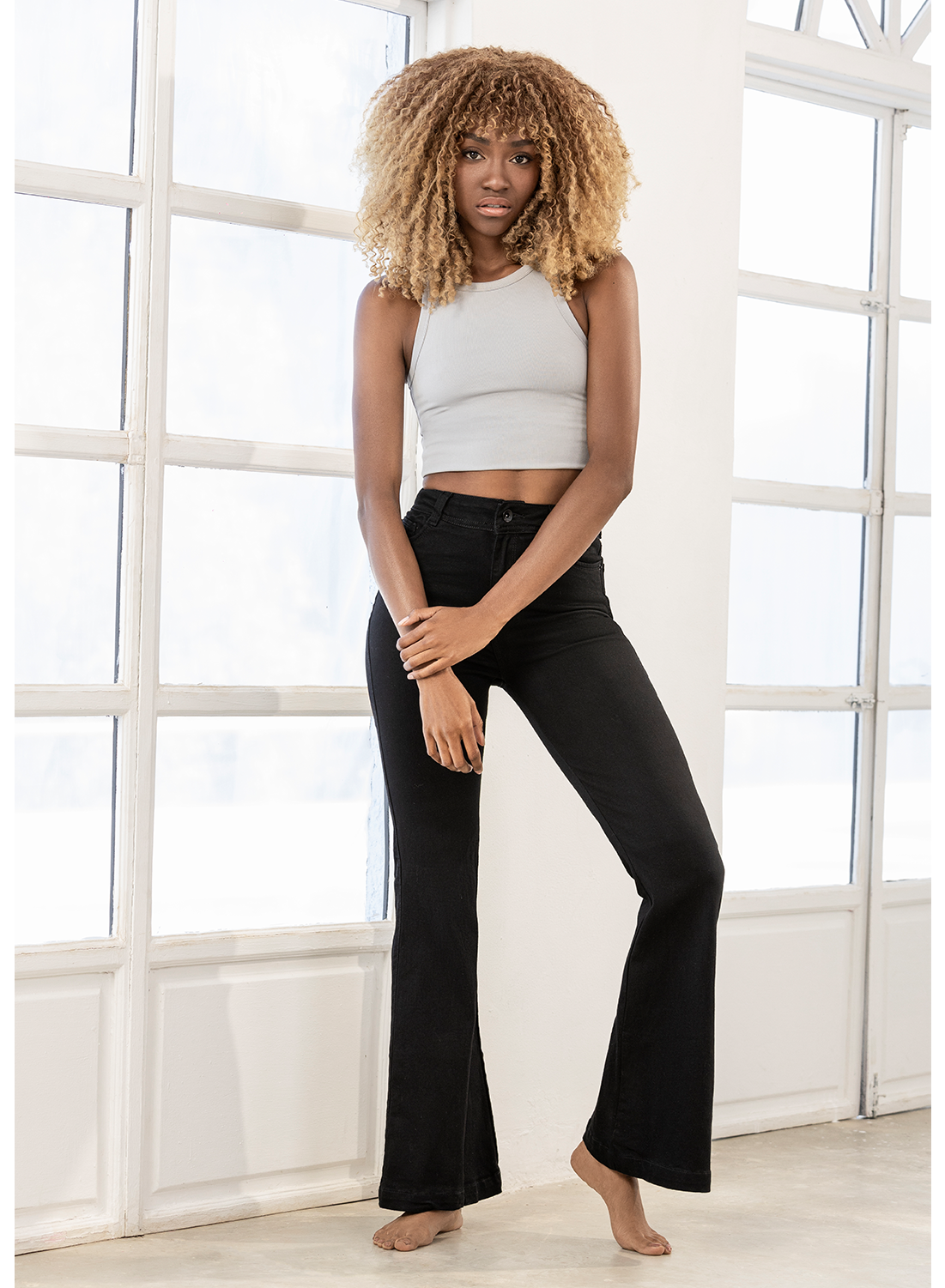 BLACK BOOTCUT JEANS