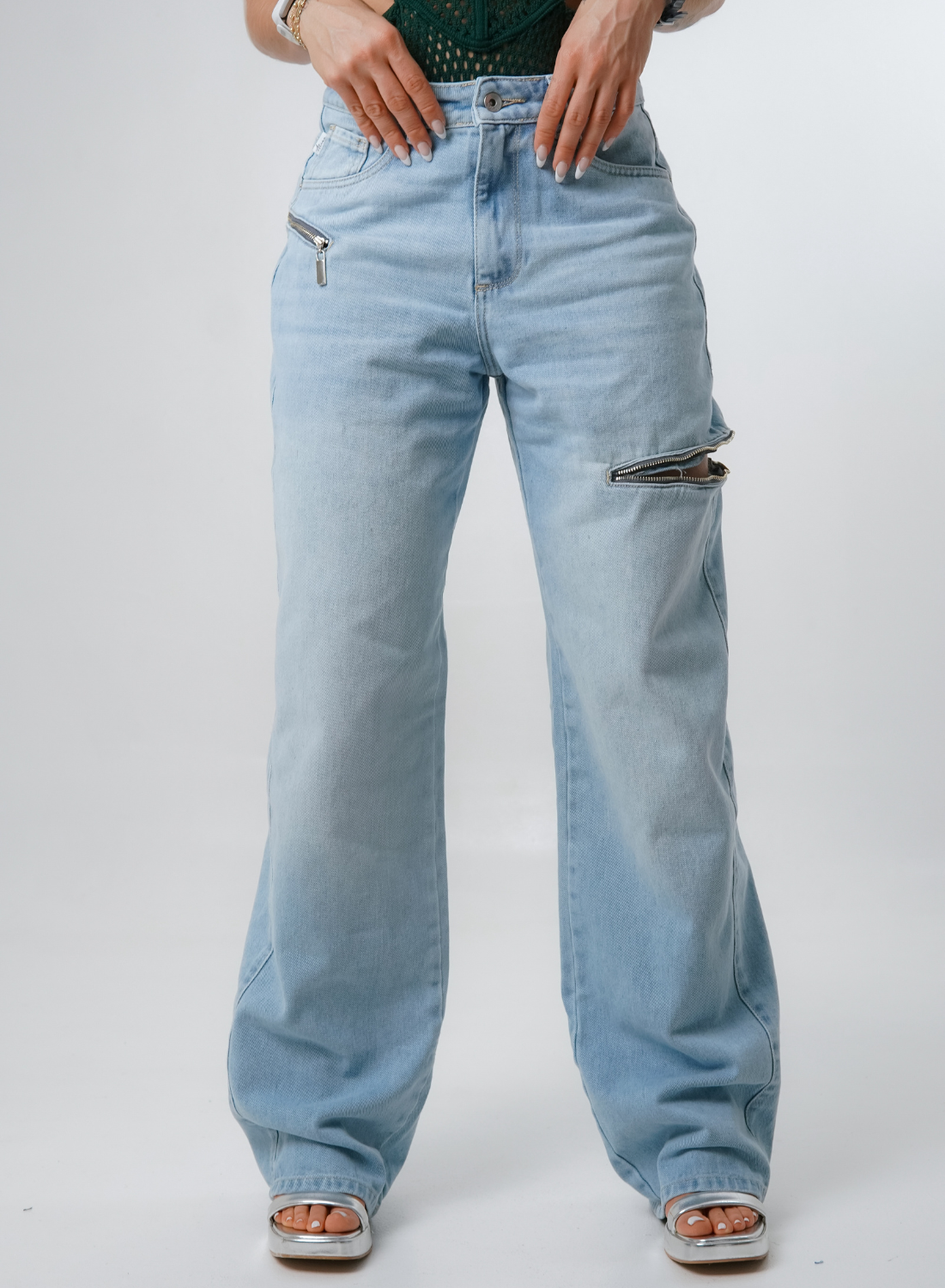 Women's Mid Waist Baggy Jeans