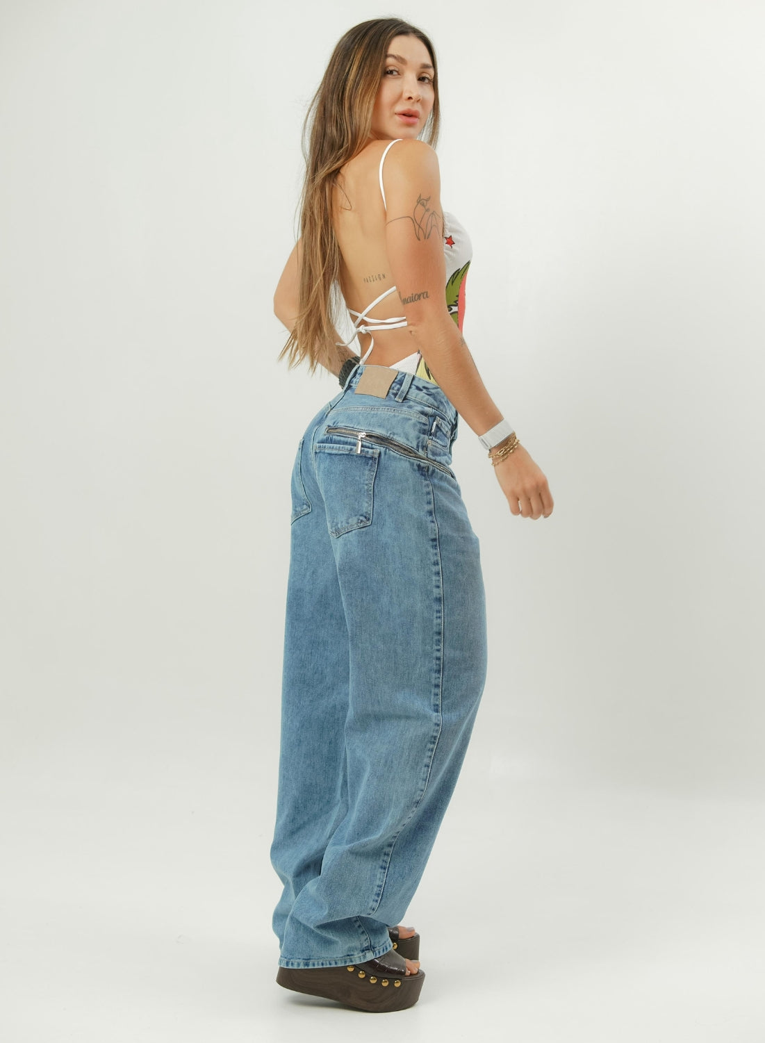 Loki 4 - Women's Mid Waist Baggy Jeans
