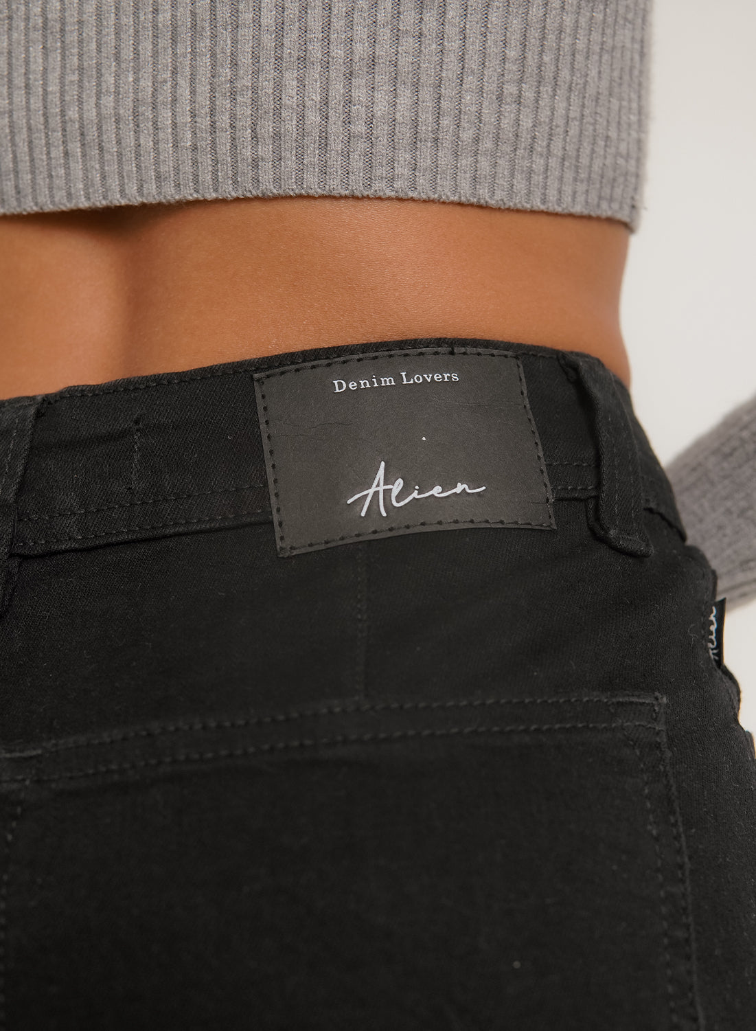 Women's High Rise Skinny Jeans