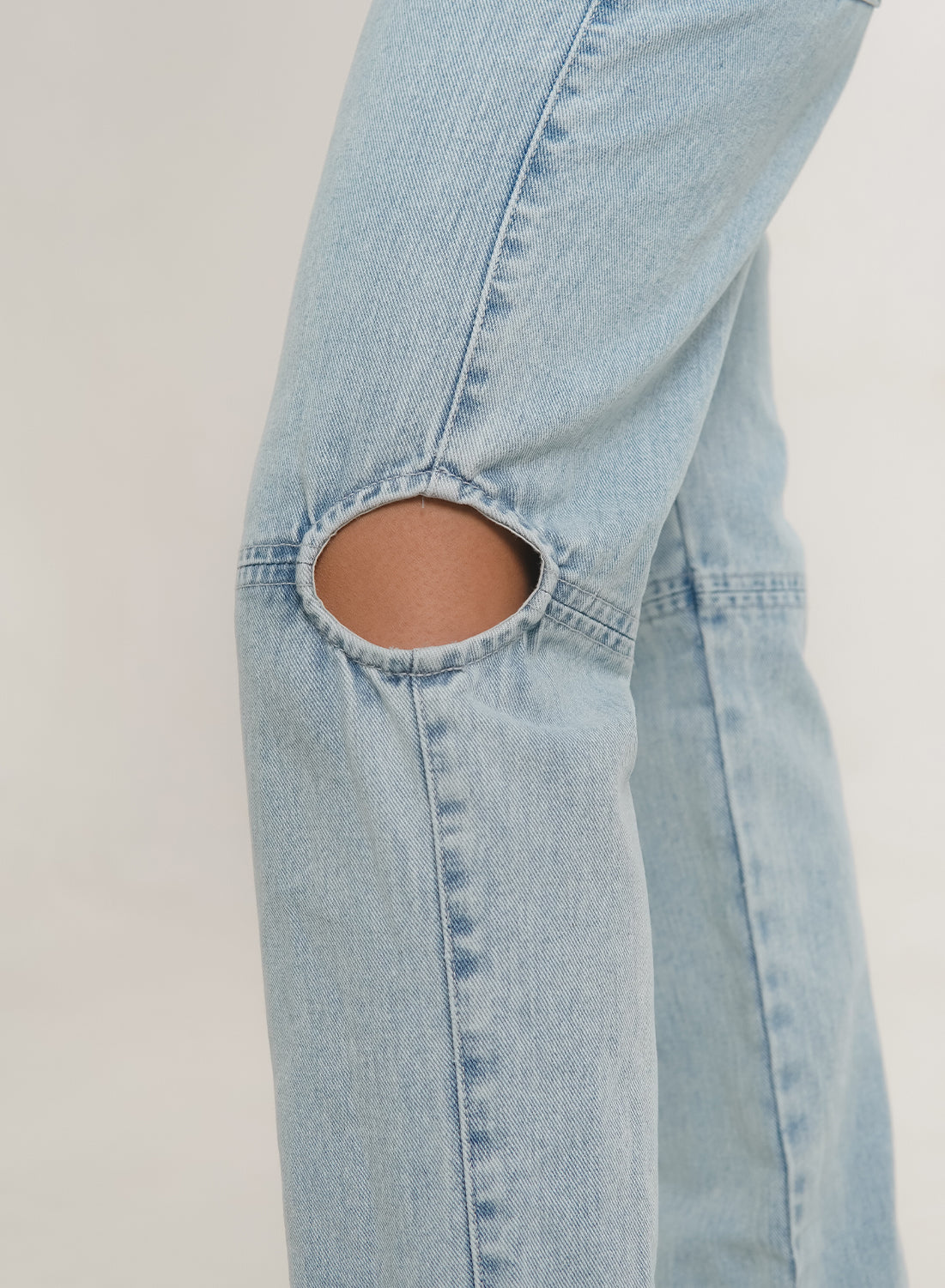 Women's Mid Rise Mom Jeans