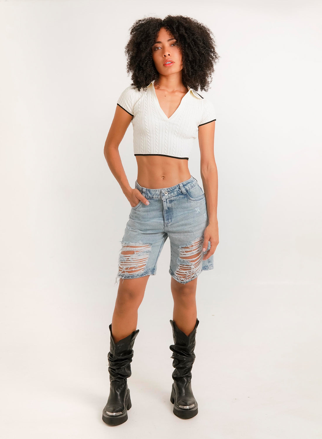 Women's Mid Rise Cargo Jorts