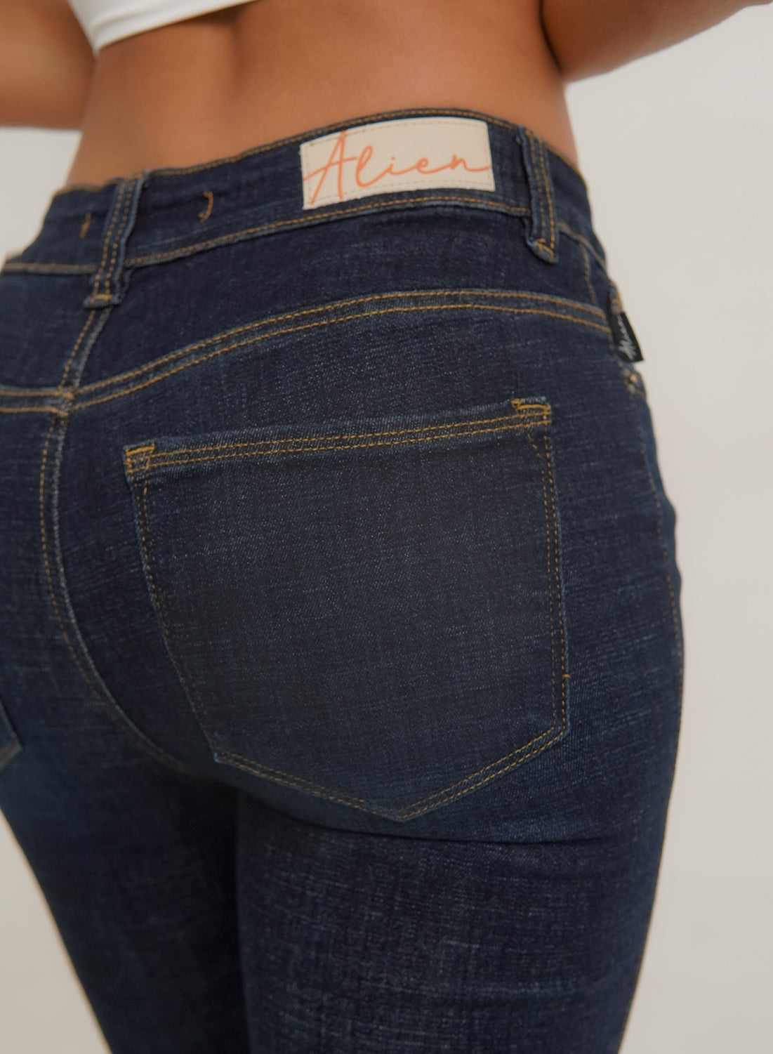 Women's Mid Rise Skinny Jeans