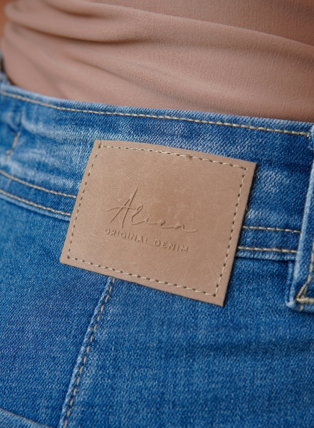 Women's High Rise Skinny Alien Jeans