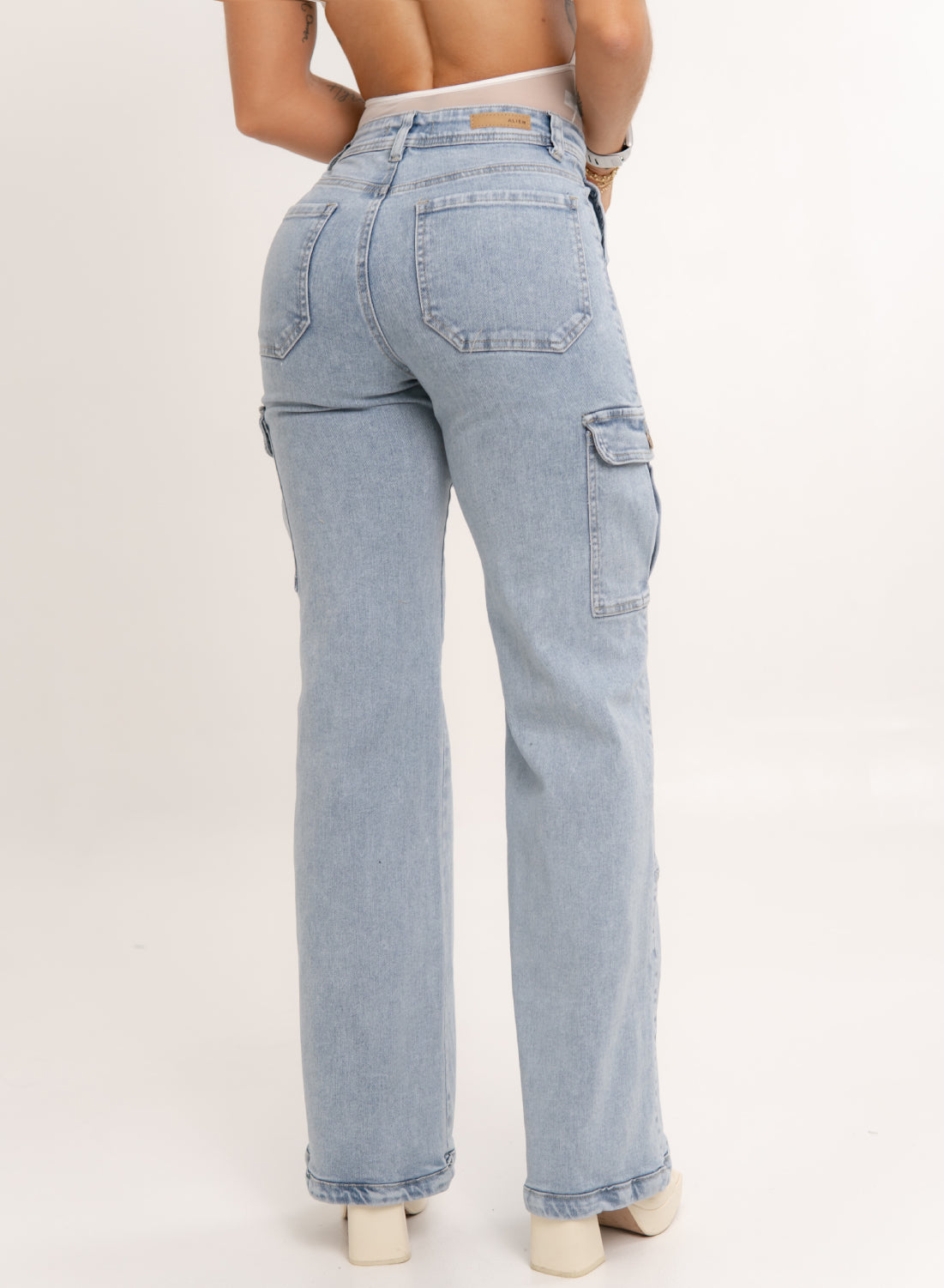 Women's Mid Rise Cargo Jeans Light Blue