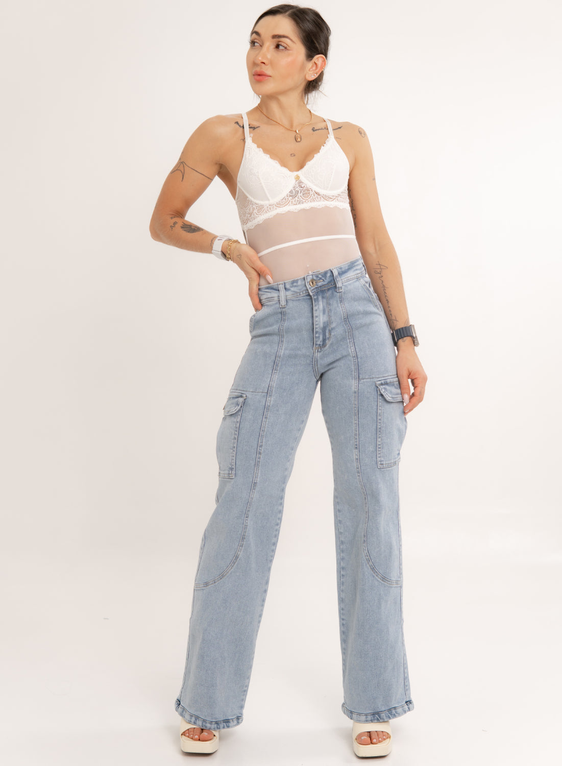 Women's Mid Rise Cargo Jeans Light Blue