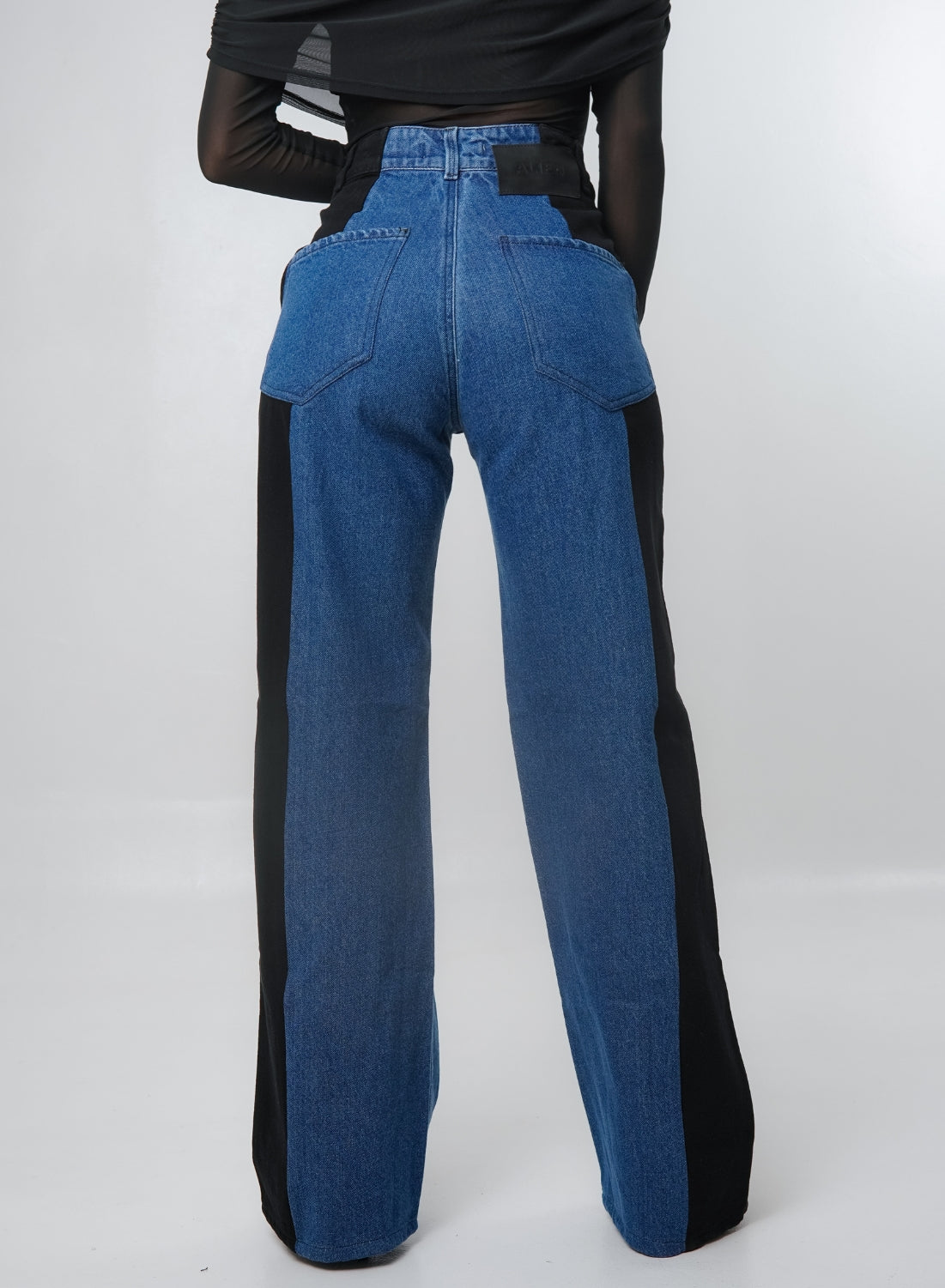 Women's Mid Rise Straight Jeans