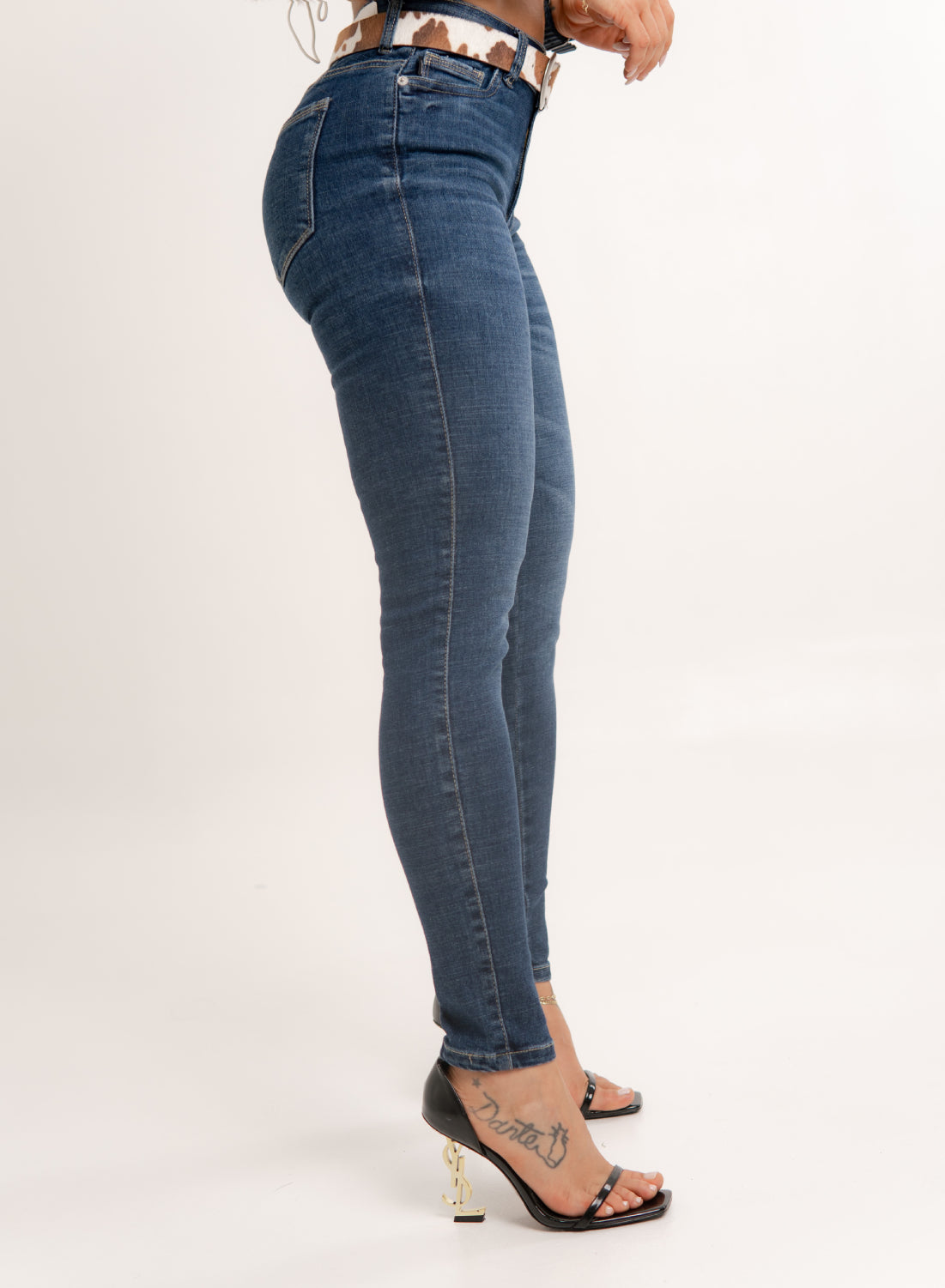 Women's Mid Rise Skinny Jeans