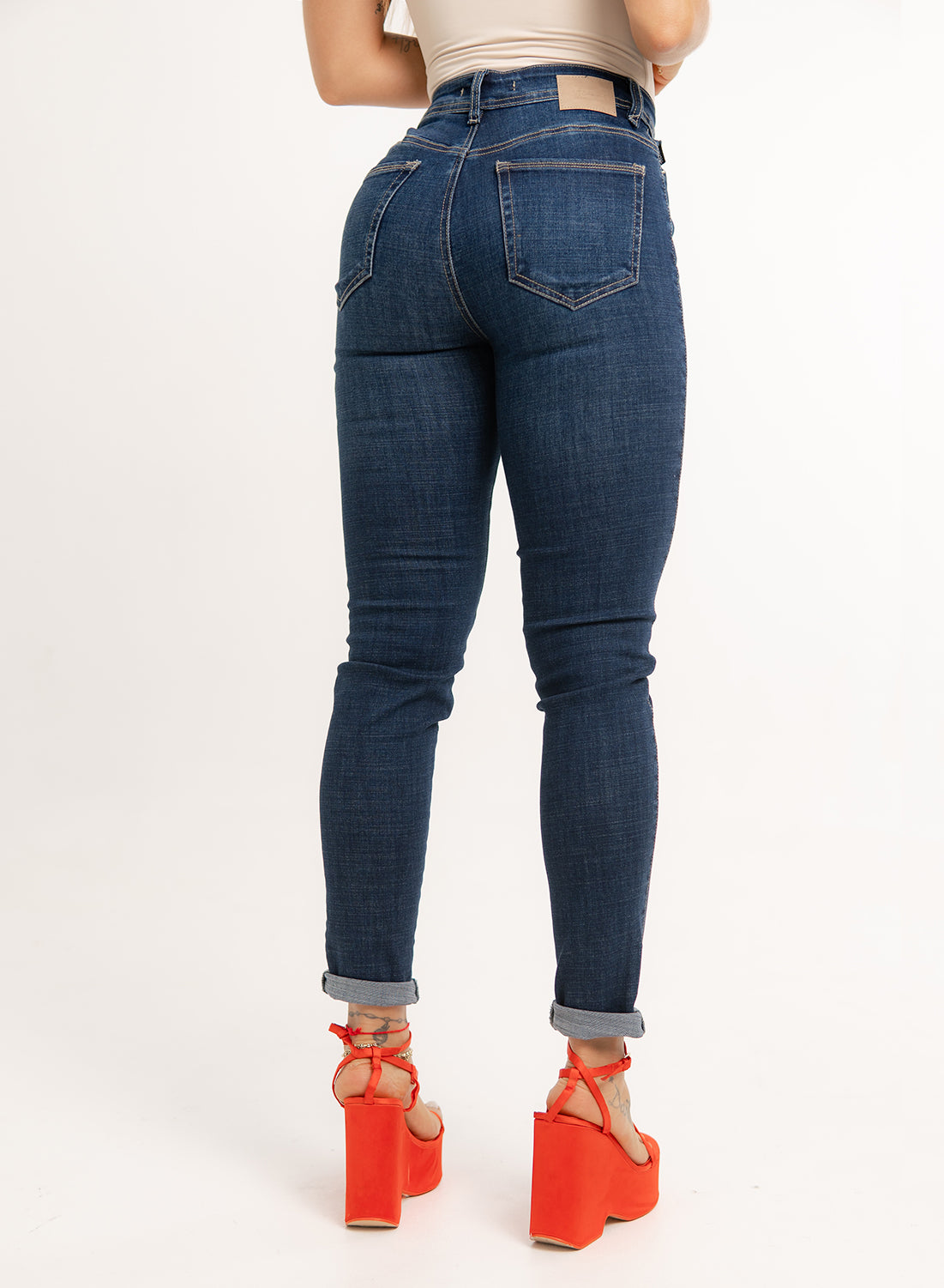 blue skinny jeans