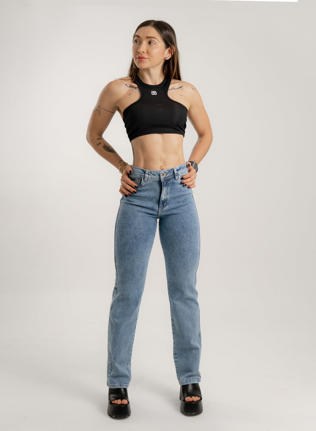 Mid Rise Mom Straight Jeans