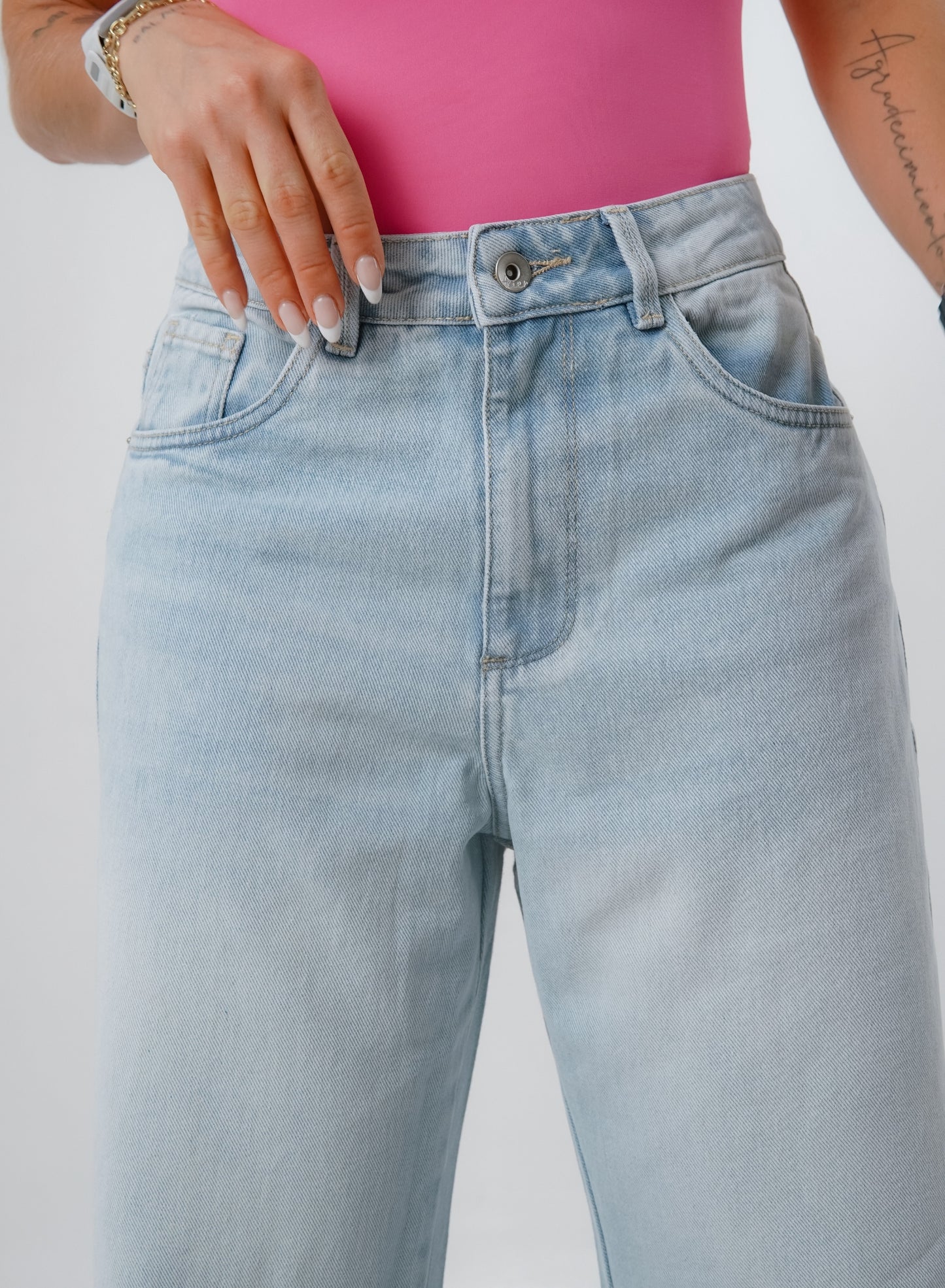 Women's Low Rise Wide Leg Alien Jeans