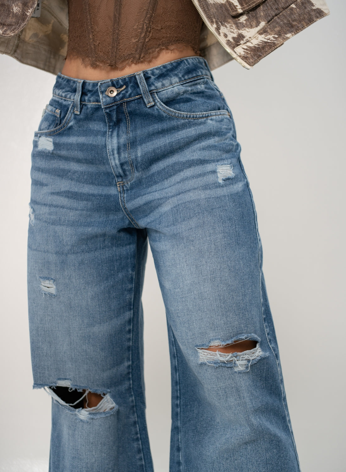 Women's Low Rise Wide Leg Alien Jeans
