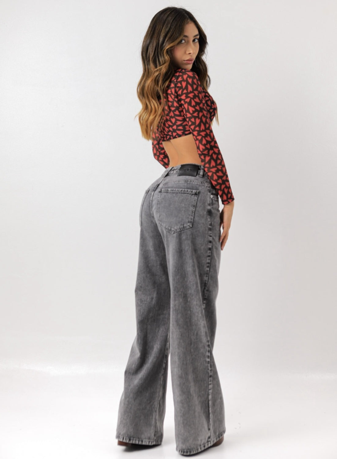 Cora Gray - Women's Low Rise Wide Leg Jeans – Alien Jeans