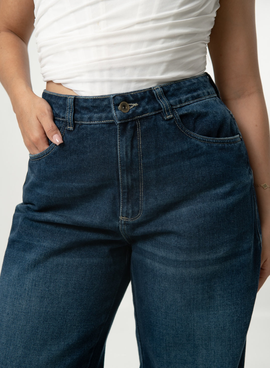 Women's Low Rise Wide Leg Jeans