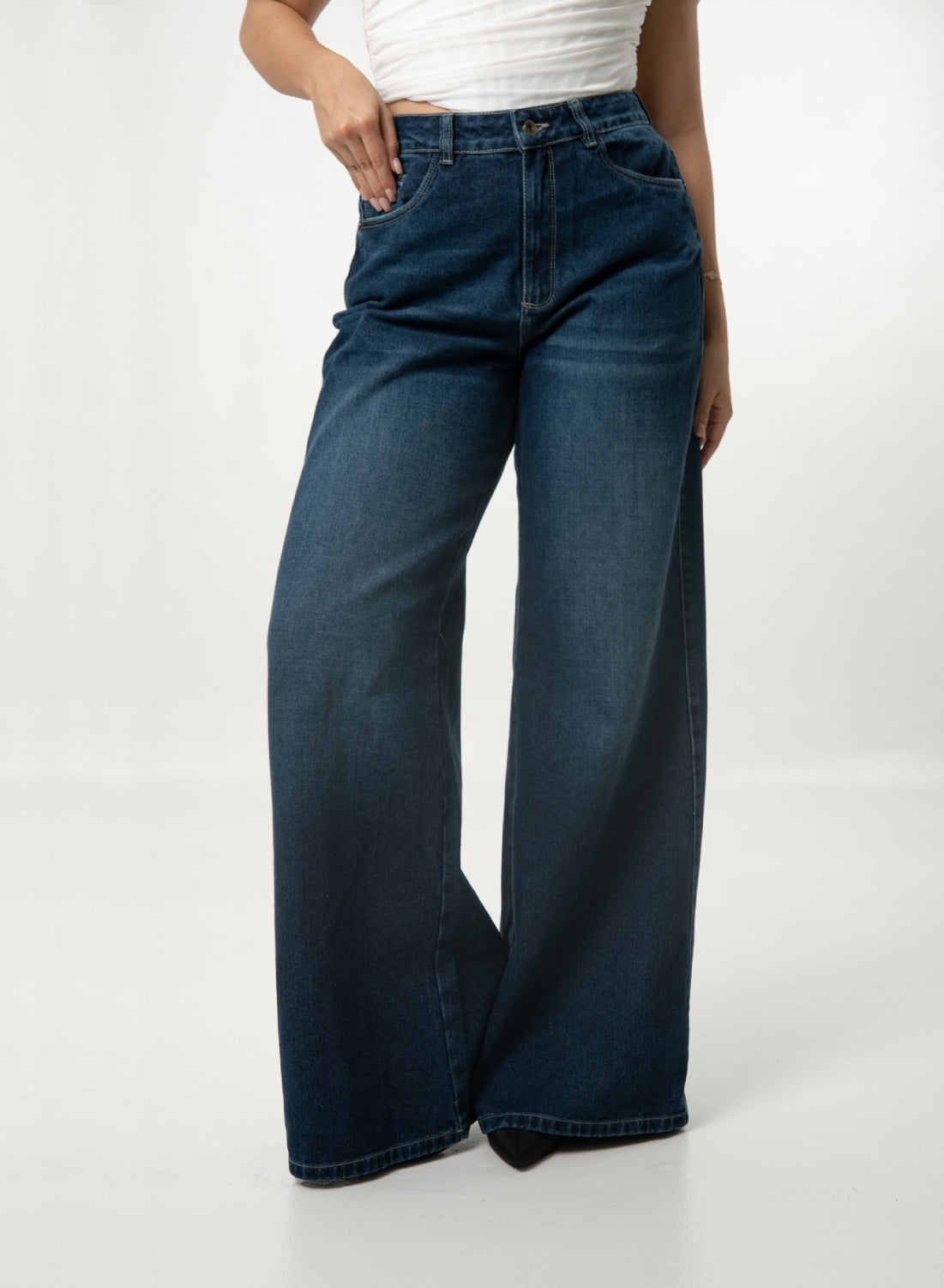 Women's Low Rise Wide Leg Jeans