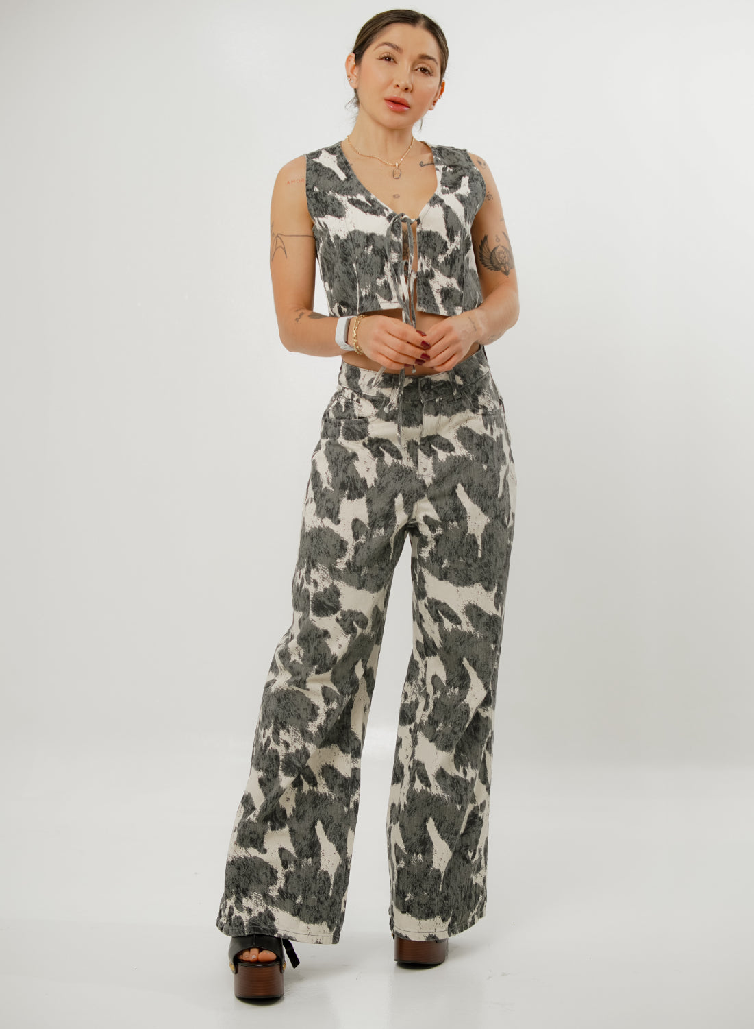 Women's Low Rise Wide Leg Jeans COW Printed