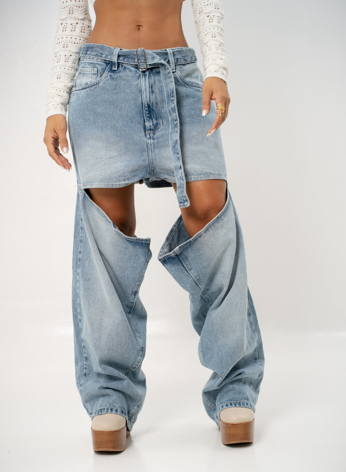 Women's Low Rise Barrel Jeans