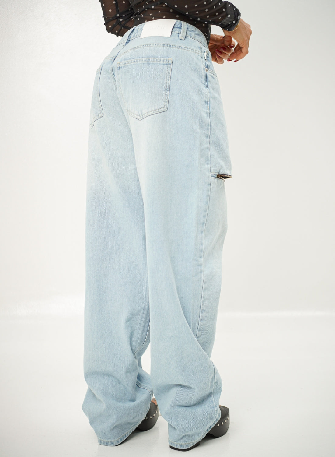 Women's Low Rise Baggy Jeans