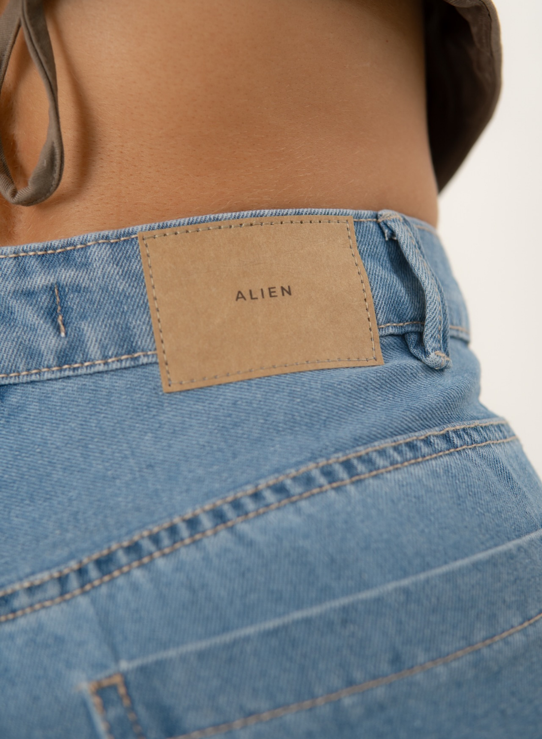Women's Blue High Rise Straight Cropped Alien Jeans