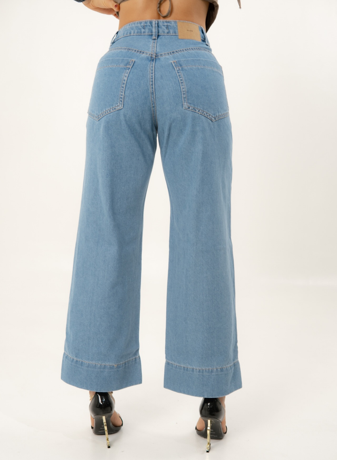 Women's Blue High Rise Straight Cropped Alien Jeans