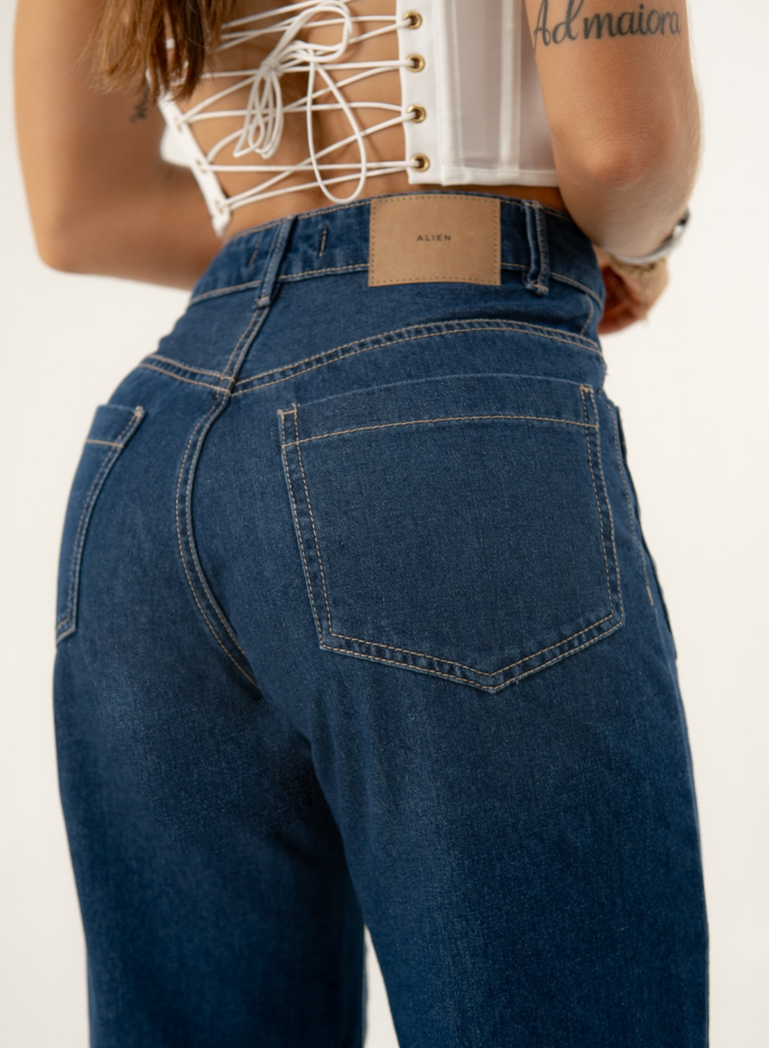 Women's High Rise Straight Cropped Jeans dark blue alien jeans