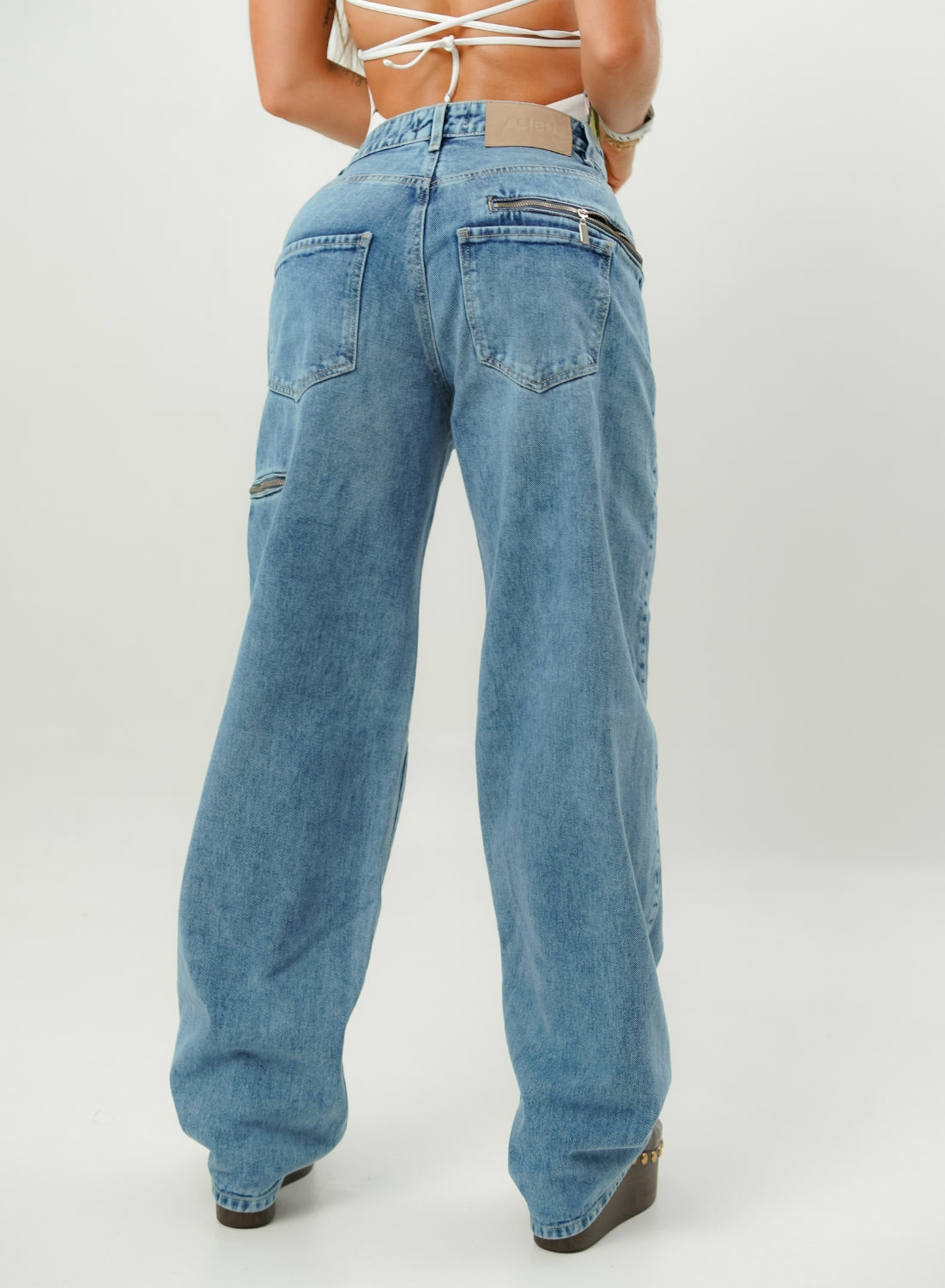 Women's Mid Waist Baggy Jeans