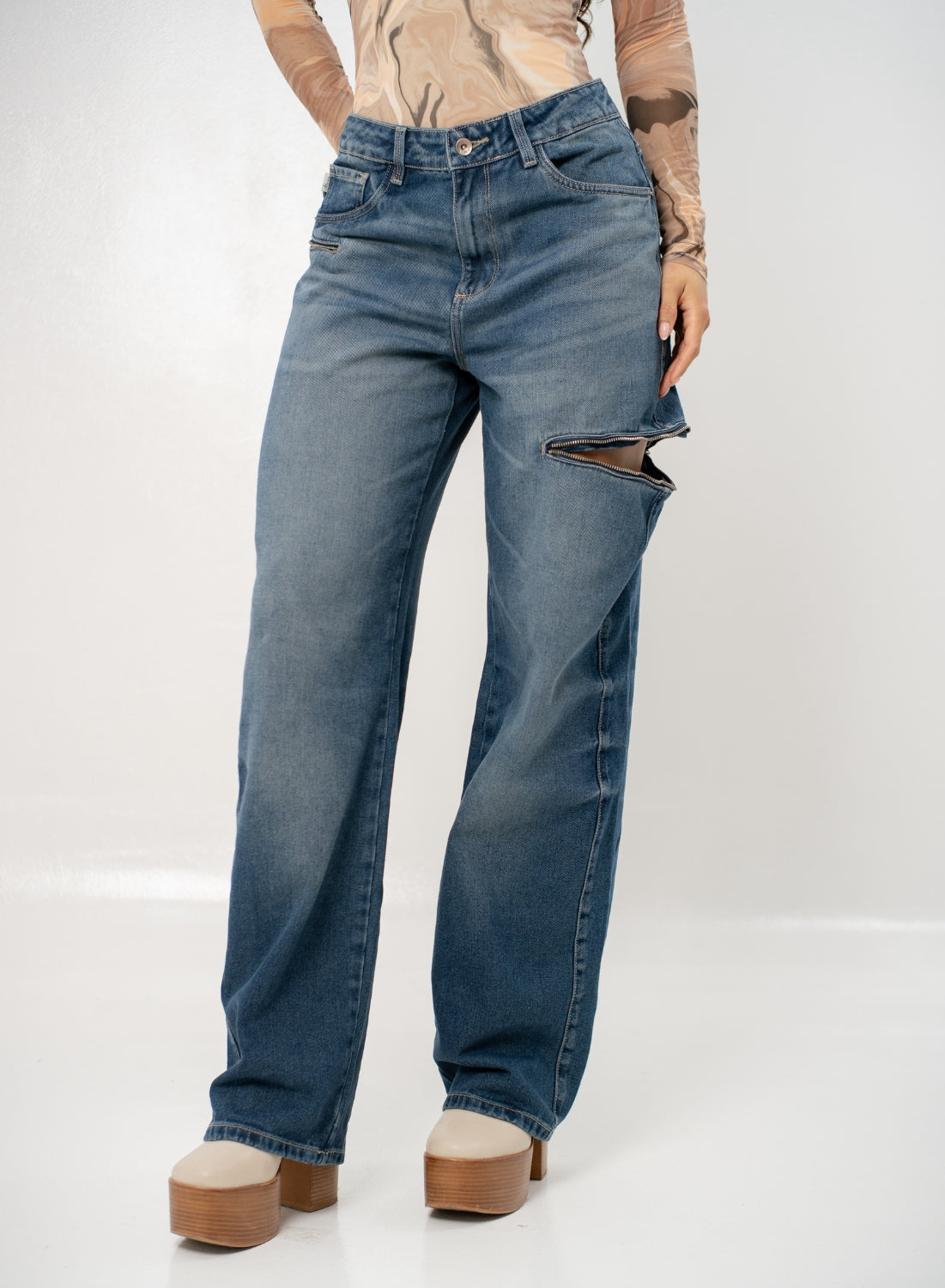 Women's Mid Waist Baggy Alien  Jeans