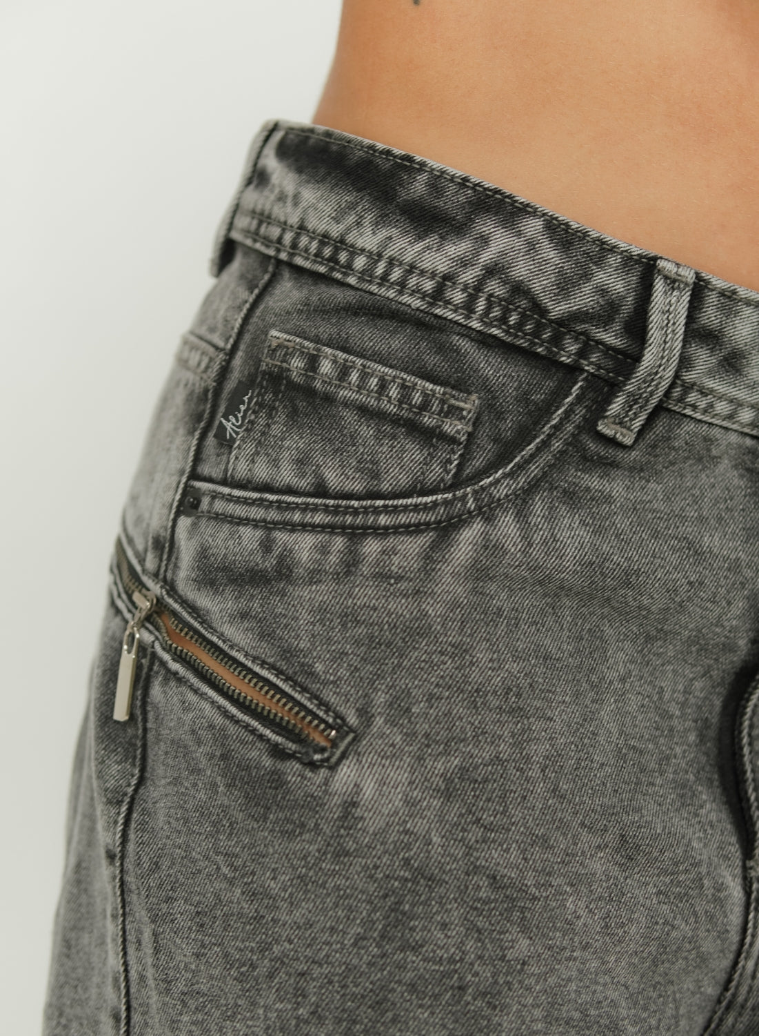 Women's Mid Waist Baggy Gray Alien Jeans