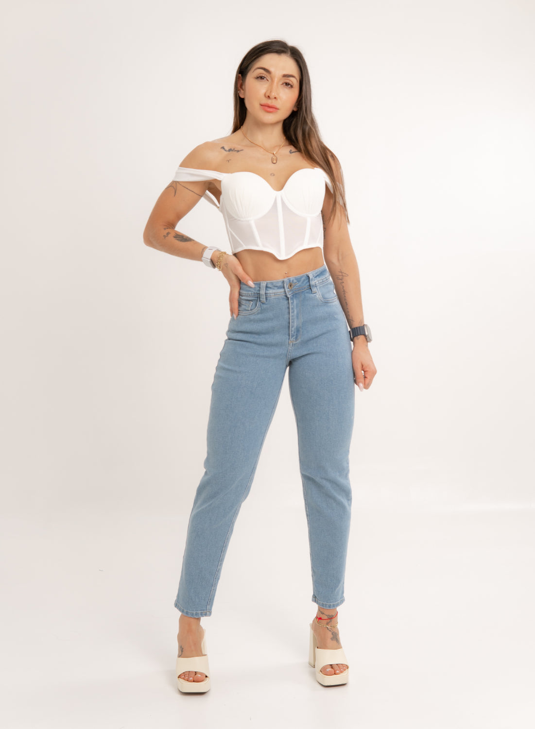 Women's Classic Mid Rise Mom Jeans
