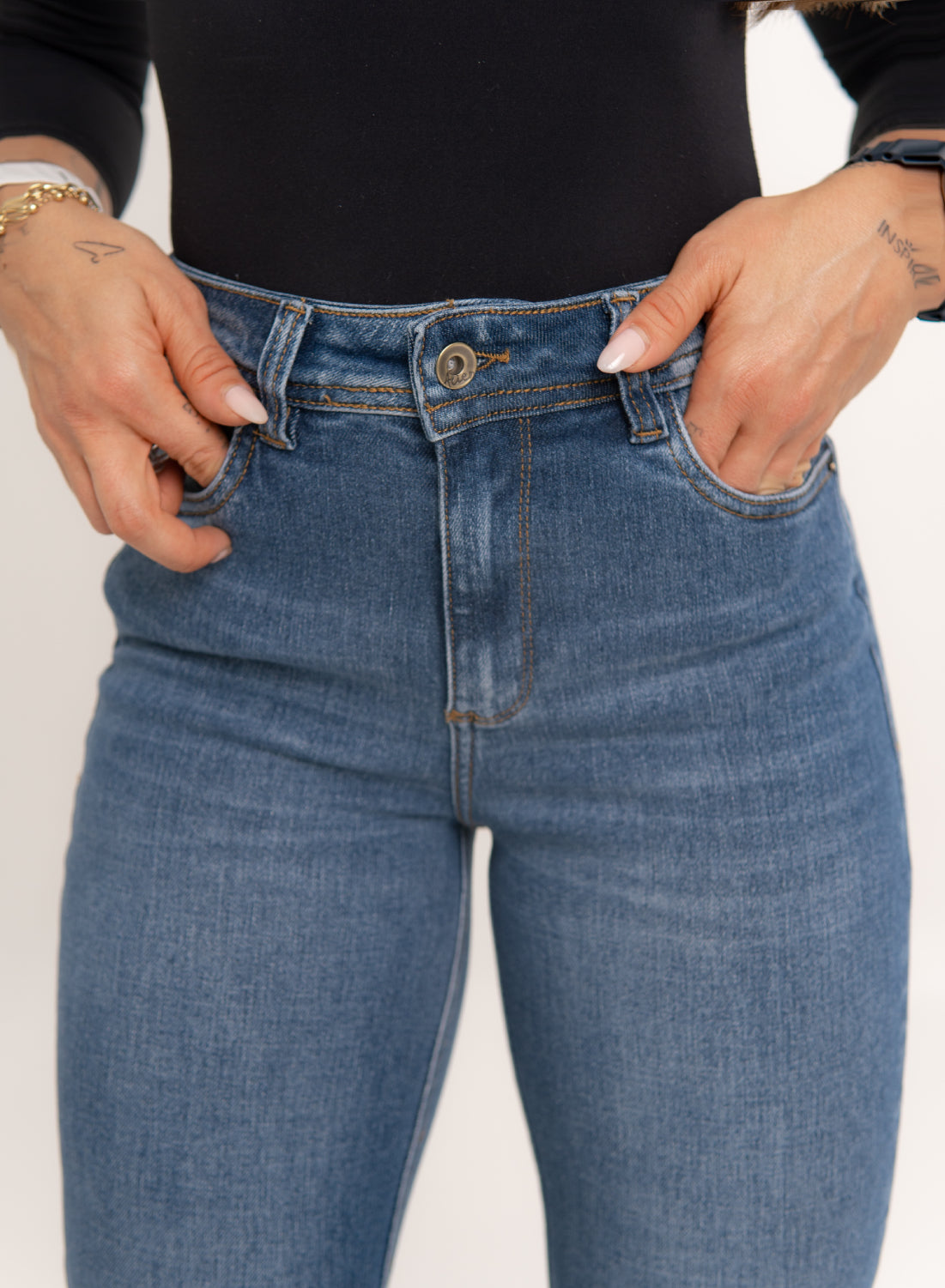 Women's Classic Mid Rise Mom Jeans ALIEN JEANS PUSH UP BLUE