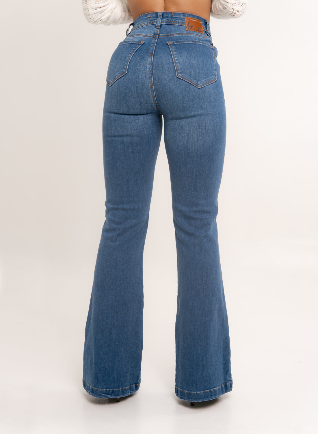 women´s blue bootcut alien jeans