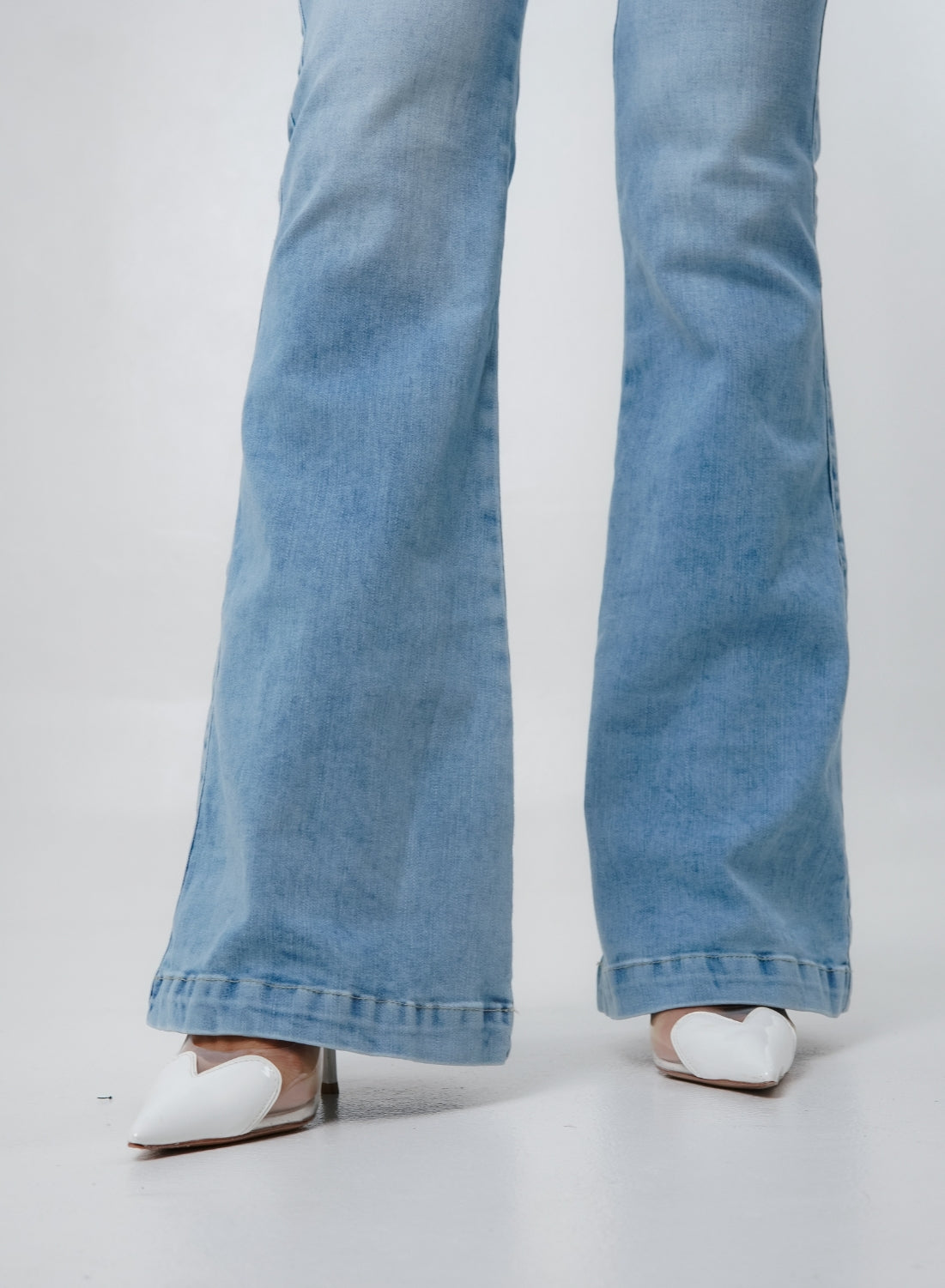 Women's High Rise Bootcut Jeans
