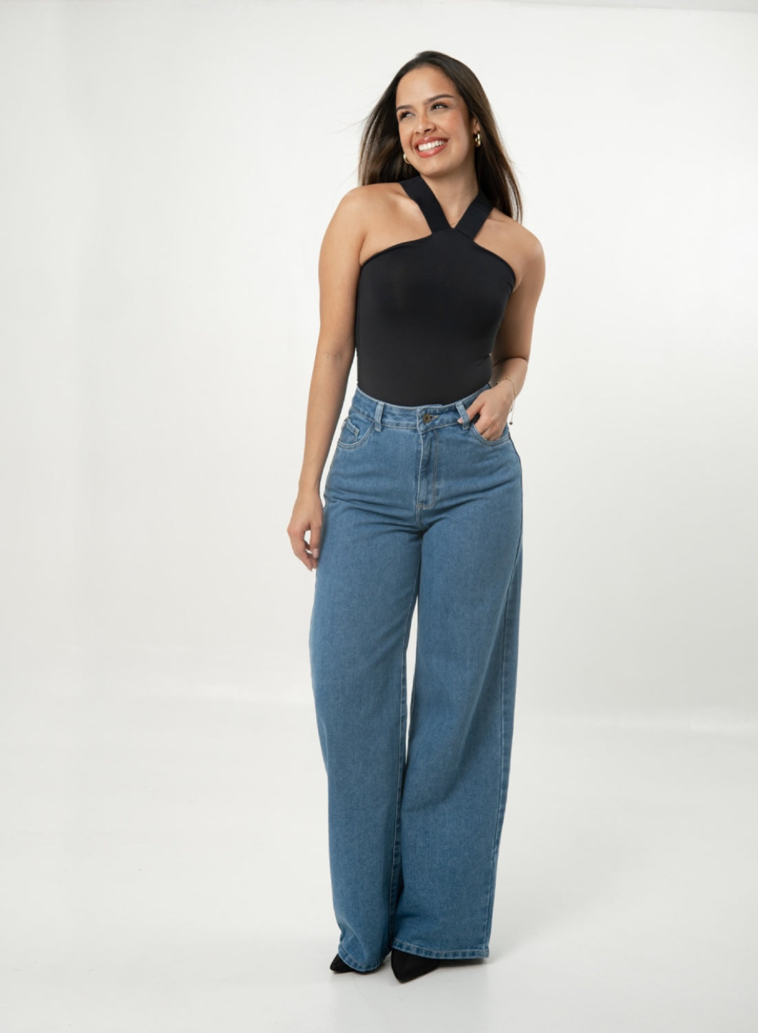 Women's Mid Rise Straight Jeans