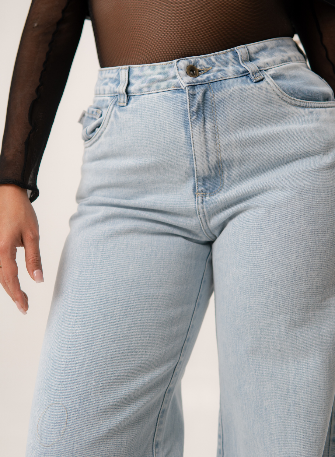 blue Mid Rise Straight Jeans