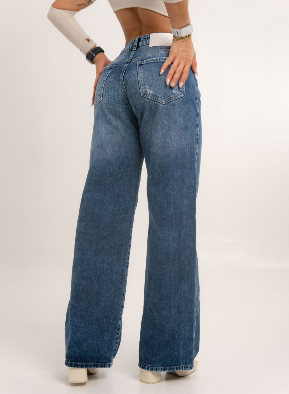 Women's Mid Rise Straight Jeans Comfortable jeans Alien Jeans