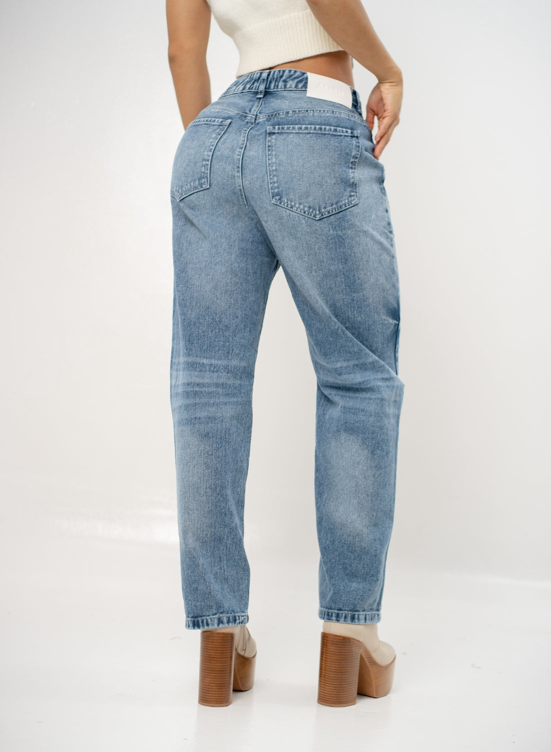 Women's Low Rise Straight Jeans