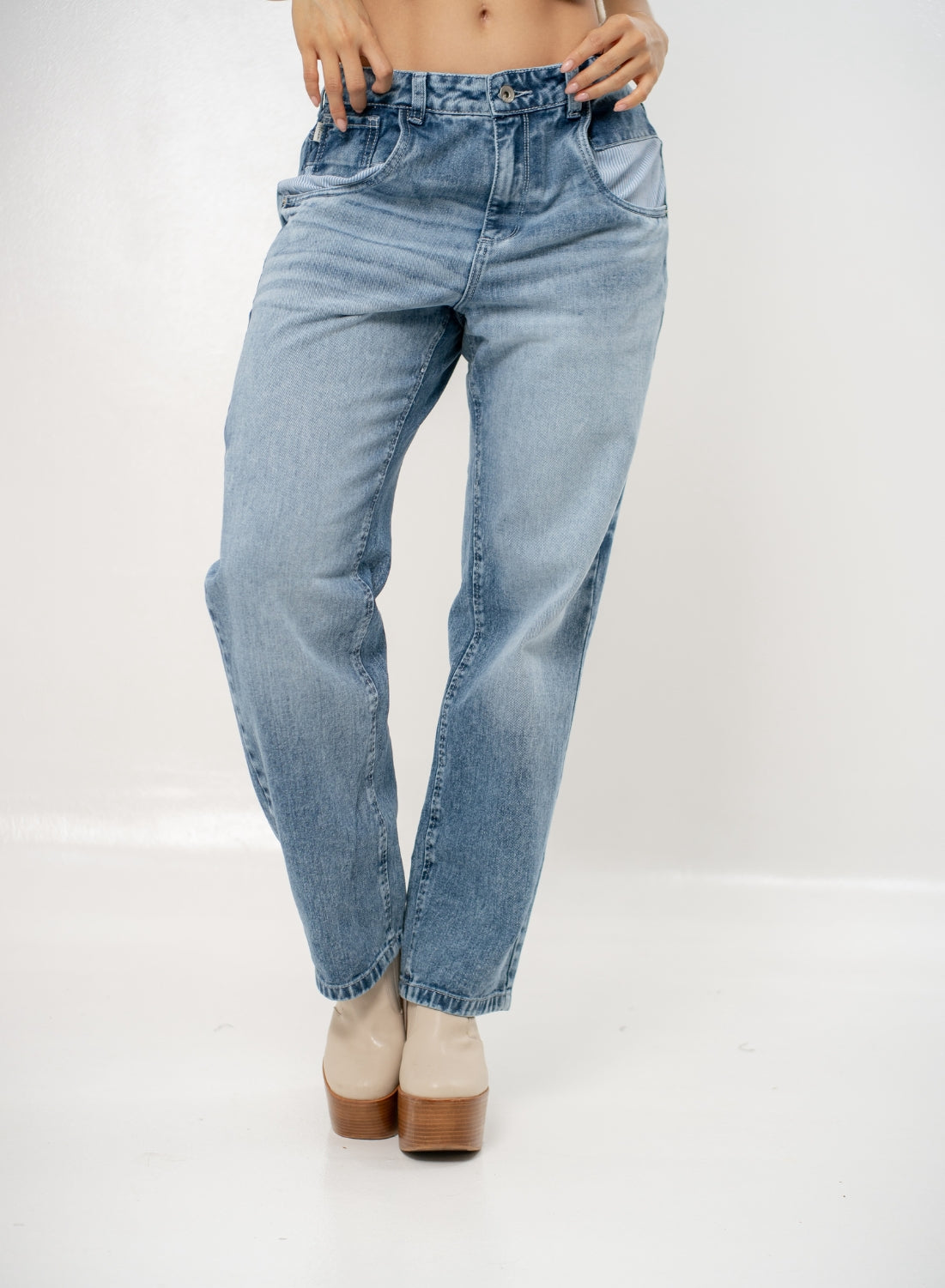 Women's Low Rise Straight Jeans