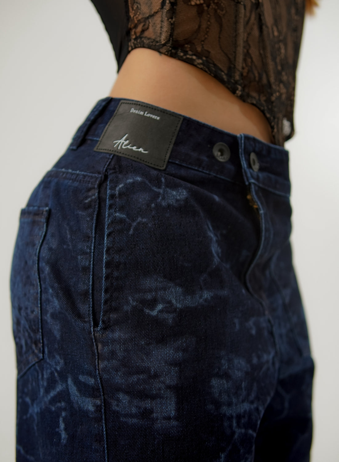 Women's Low Rise Straight Dark Blue Jeans with Lasser effect