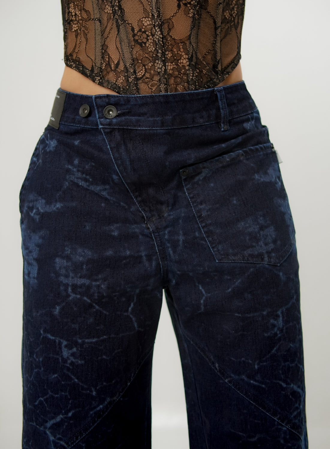 Women's Low Rise Straight Dark Blue Jeans with Lasser effect