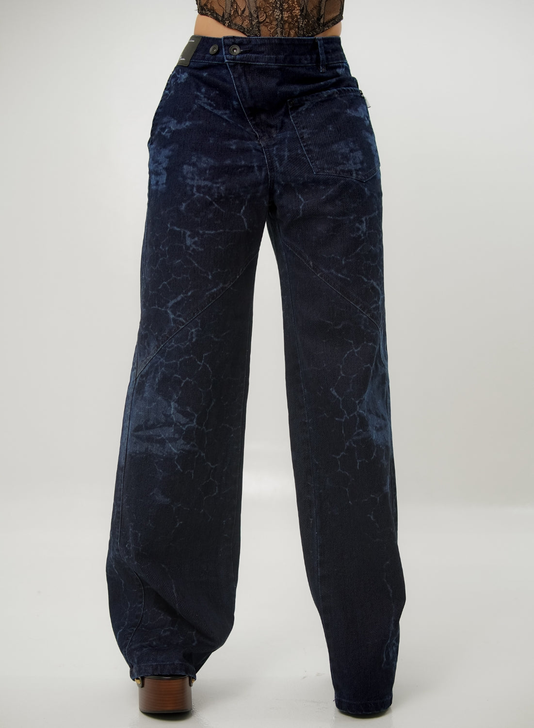 Women's Low Rise Straight Dark Blue Jeans with Lasser effect