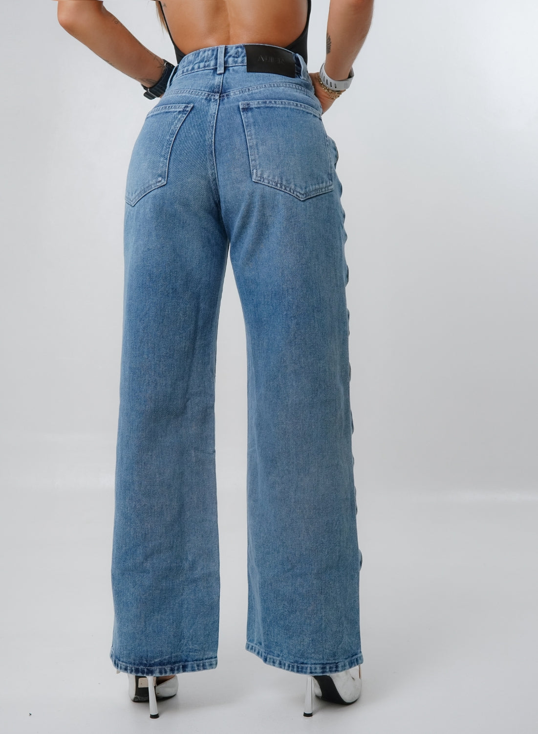 Women's Mid Rise Straight Jeans Zipper sides