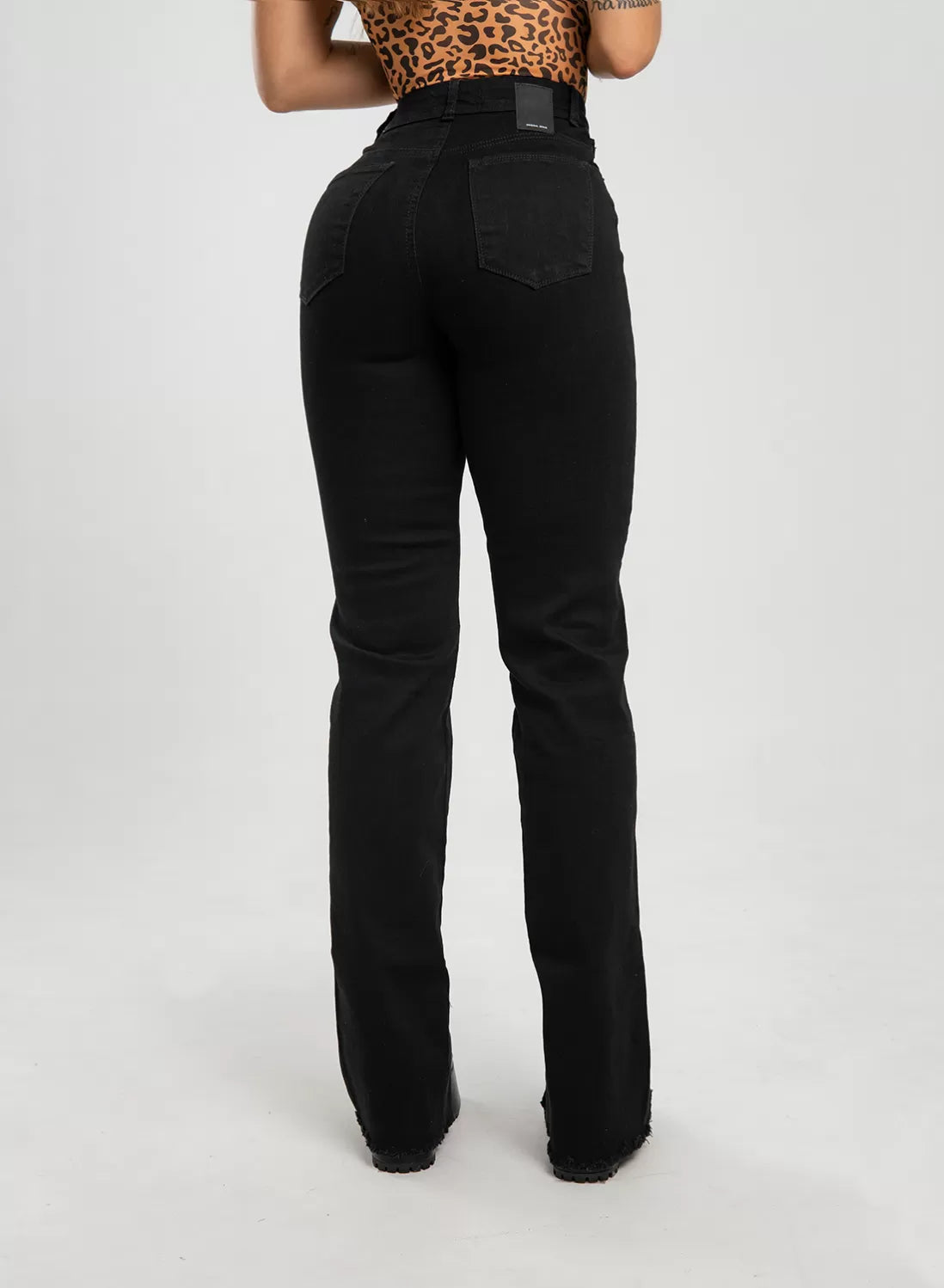 BLACK - High Rise Straight Jeans