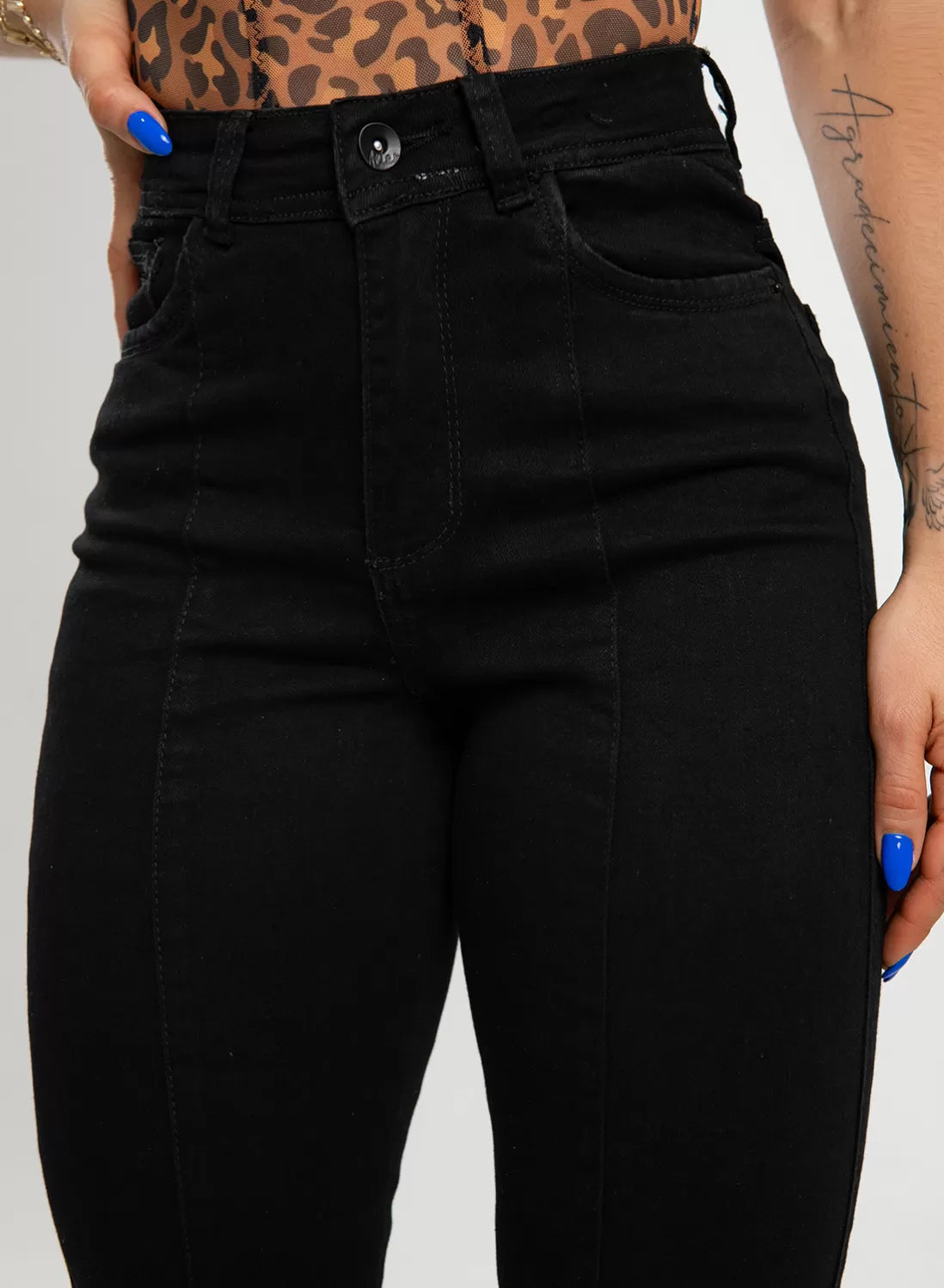BLACK - High Rise Straight Jeans