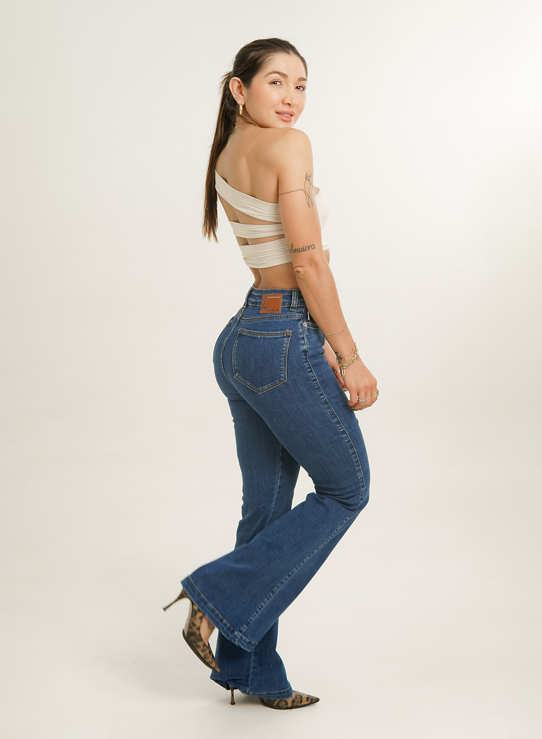 Women's High Rise Bootcut Jeans