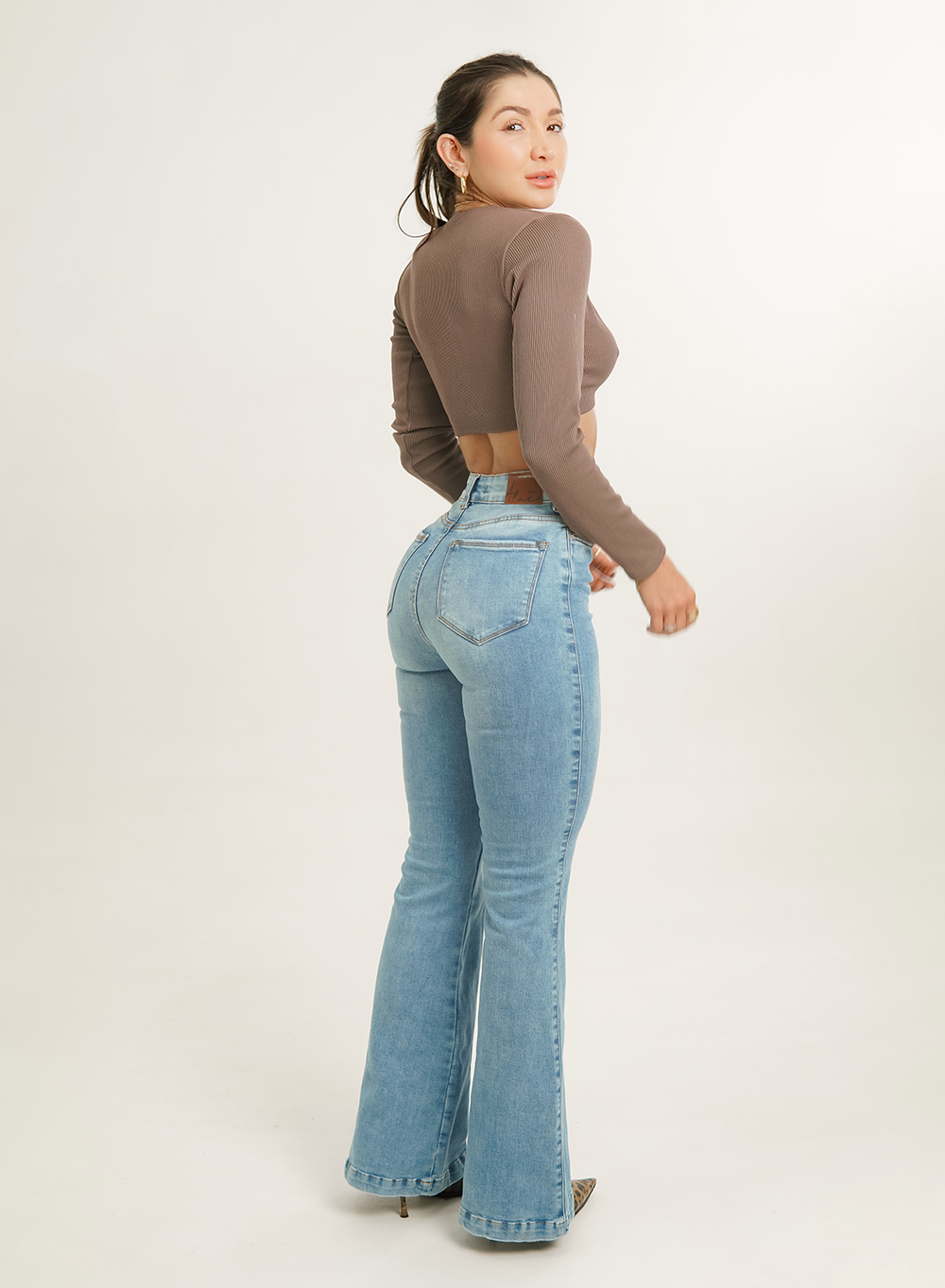 Women's High Rise Bootcut Jeans