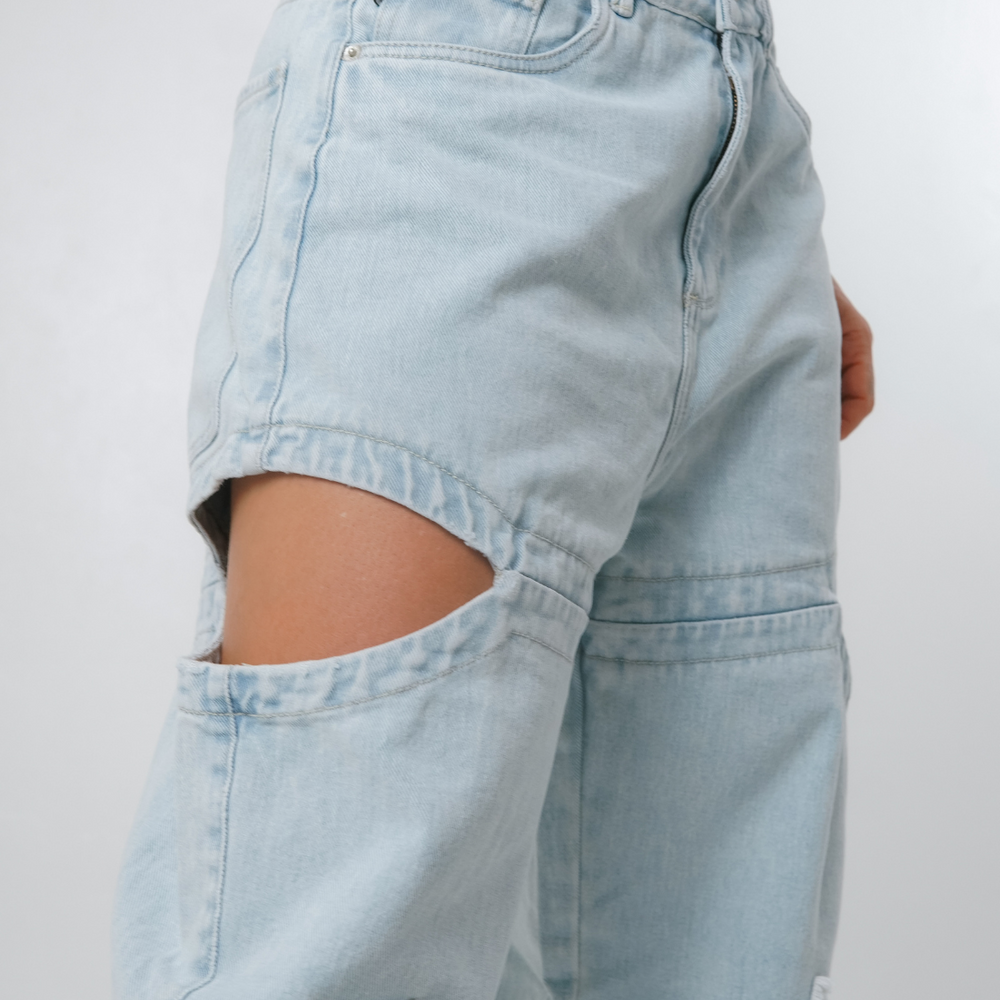 
                      
                        Women's Low Waist Barrel  Alien Jeans
                      
                    