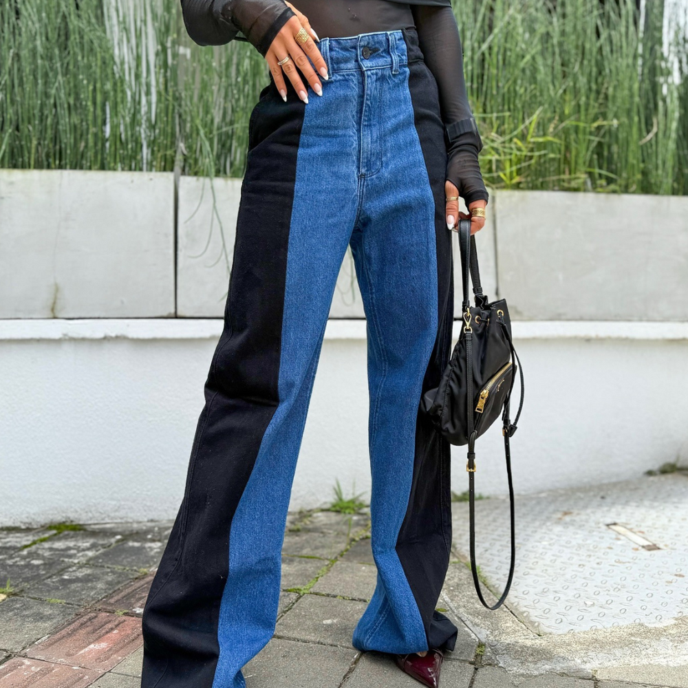 Women's Mid Rise Straight Jeans