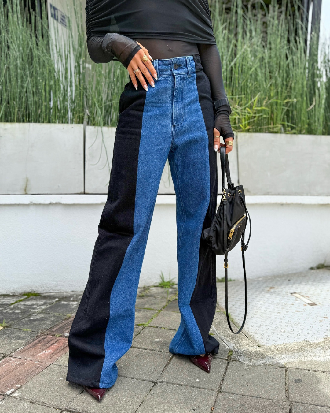 Women's Mid Rise Straight Jeans